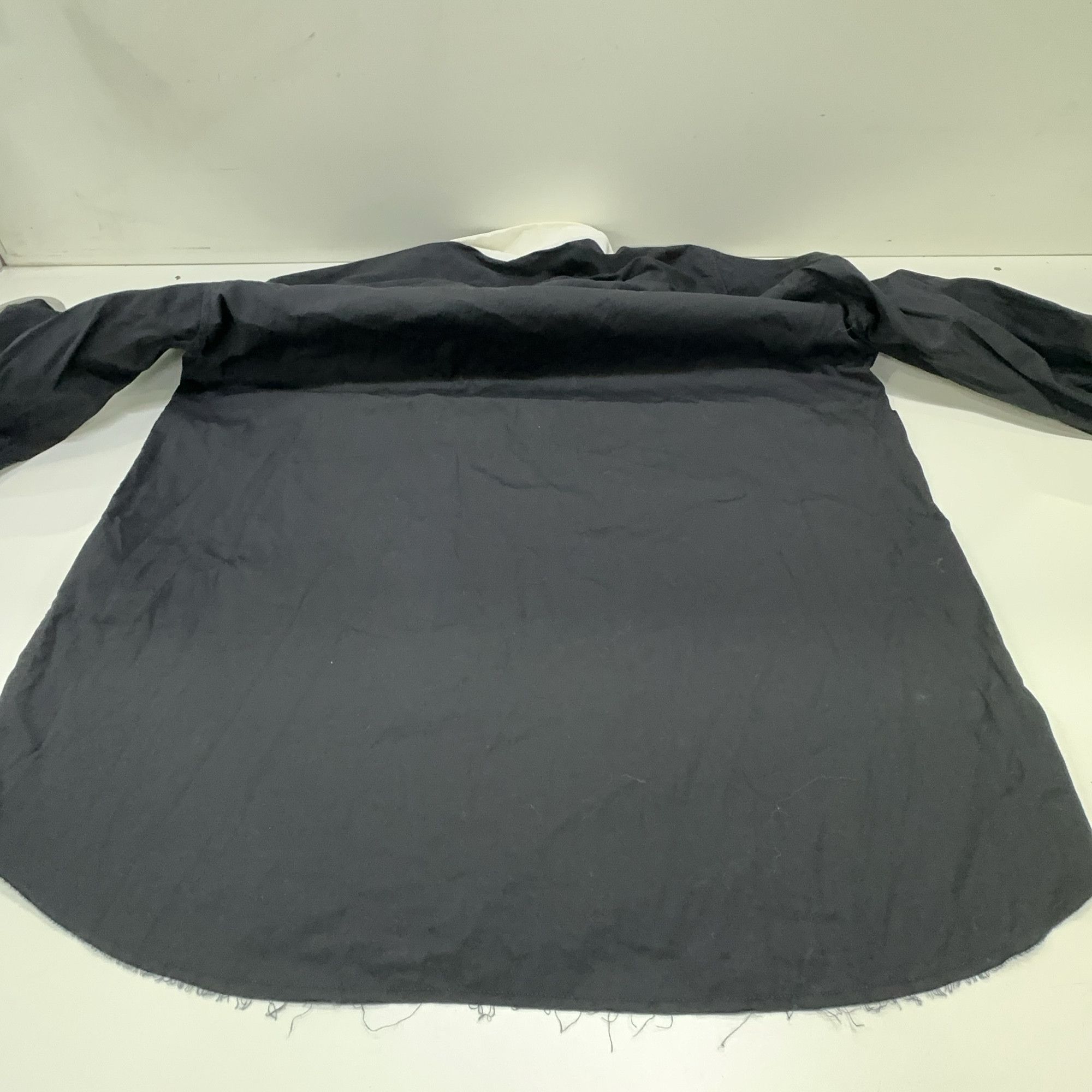 Givenchy Givenchy Contrast Collar Button Up Shirt Size M Size US XXS / EU 40 - 15 Thumbnail