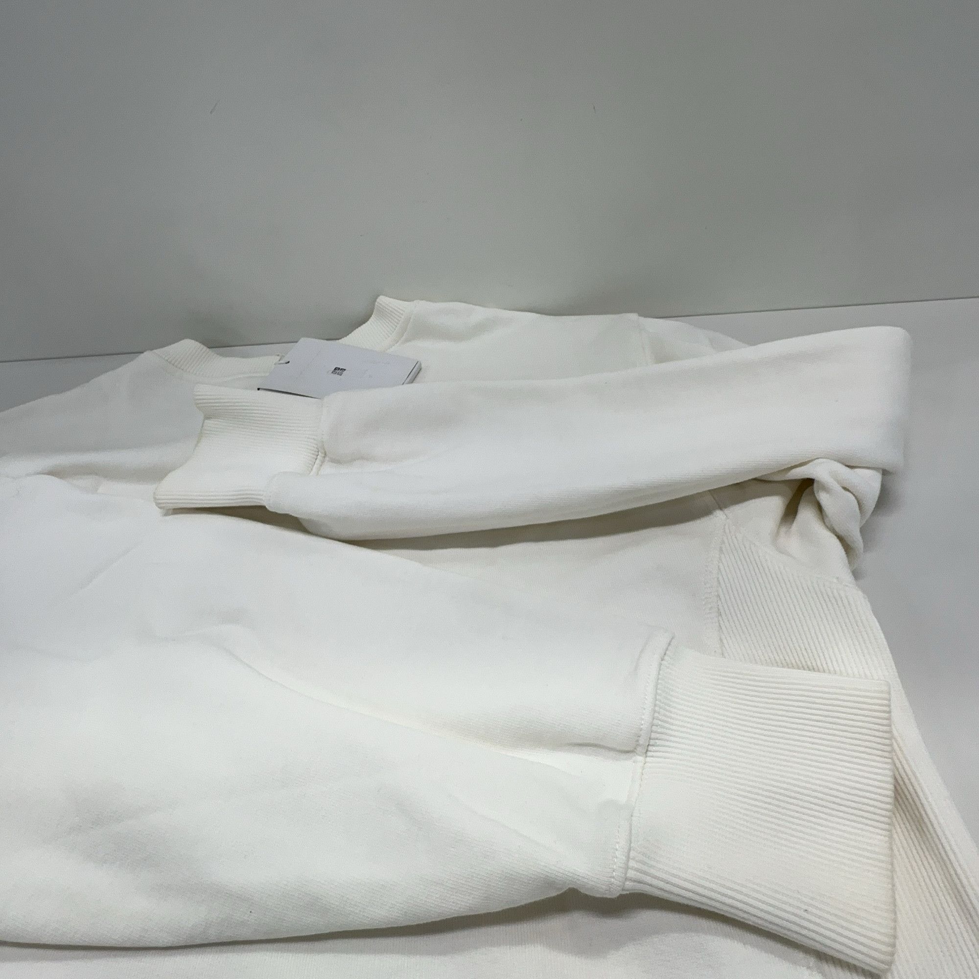 Givenchy Givenchy Unicorn Embroidered Sweatshirt Size M Size M / US 6-8 / IT 42-44 - 13 Thumbnail