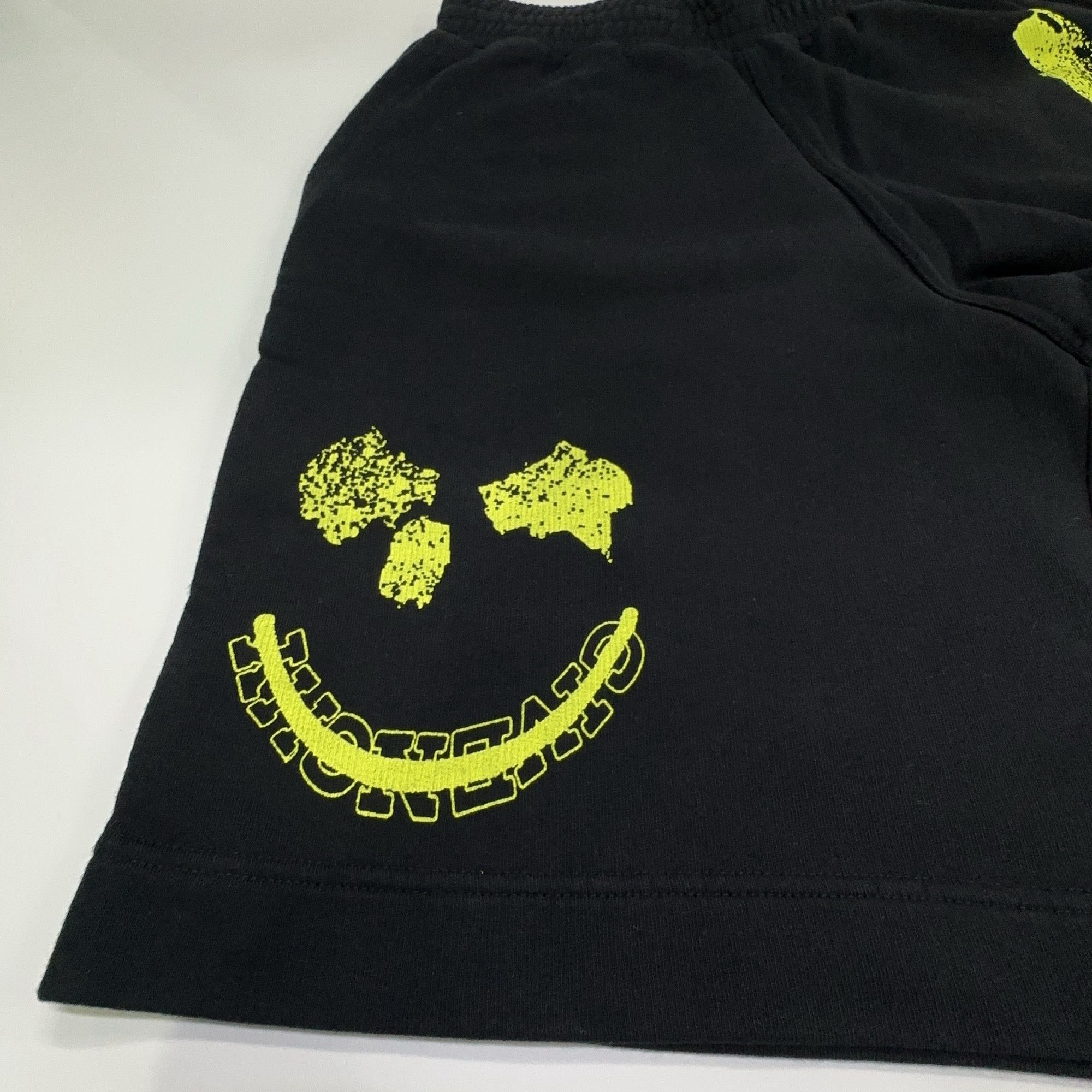 Givenchy Givenchy Smiley Print Sweatshorts Size XS Size US 28 / EU 44 - 7 Thumbnail
