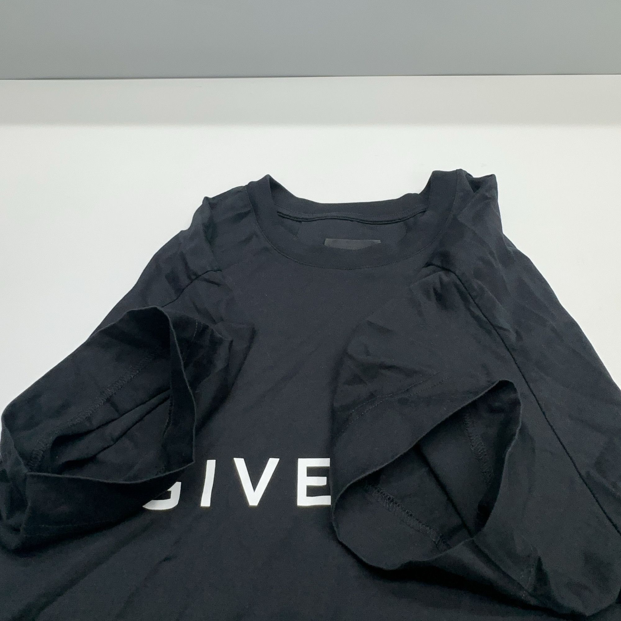 Givenchy Givenchy Logo Print T-Shirt Black XS Size US XS / EU 42 / 0 - 8 Thumbnail