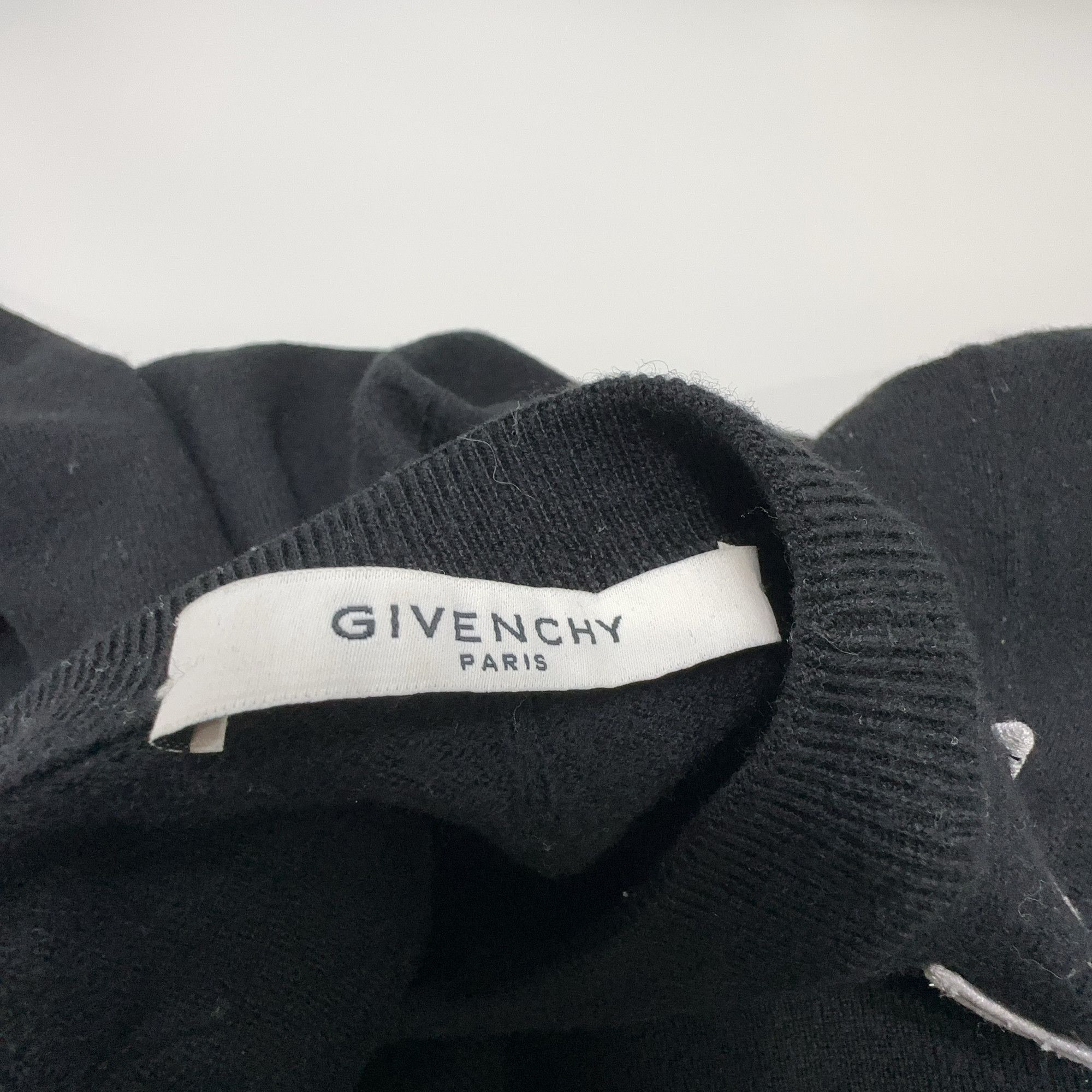 Givenchy Givenchy Star Embroidered Sweater Size S Size US S / EU 44-46 / 1 - 3 Thumbnail