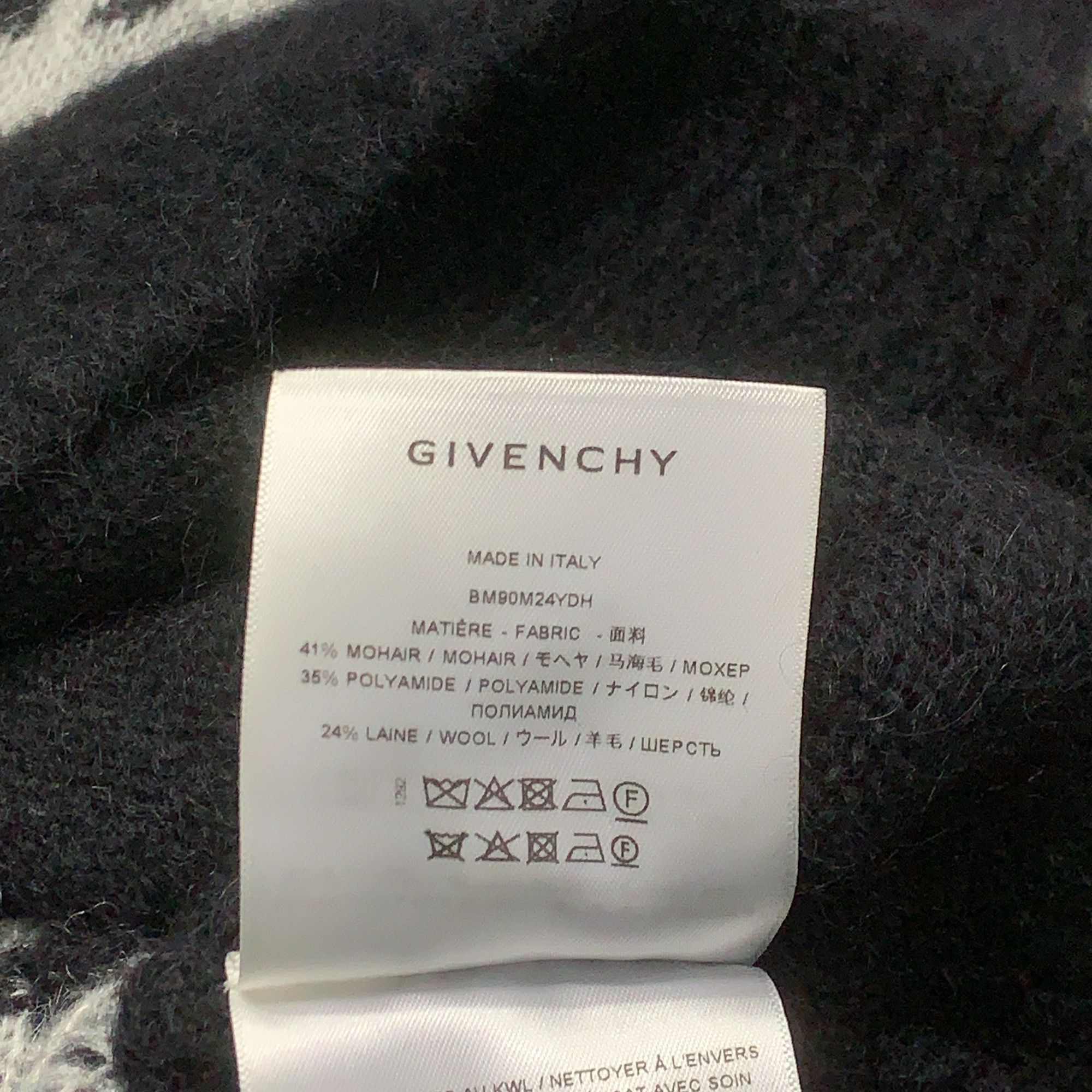 Givenchy Givenchy Script Logo Mohair Sweater Size M Size US M / EU 48-50 / 2 - 3 Thumbnail
