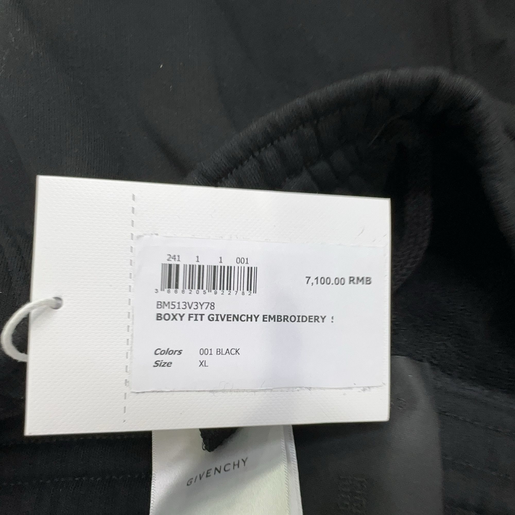Givenchy Givenchy Embroidered Logo Shorts Size XL Size US 36 / EU 52 - 3 Thumbnail
