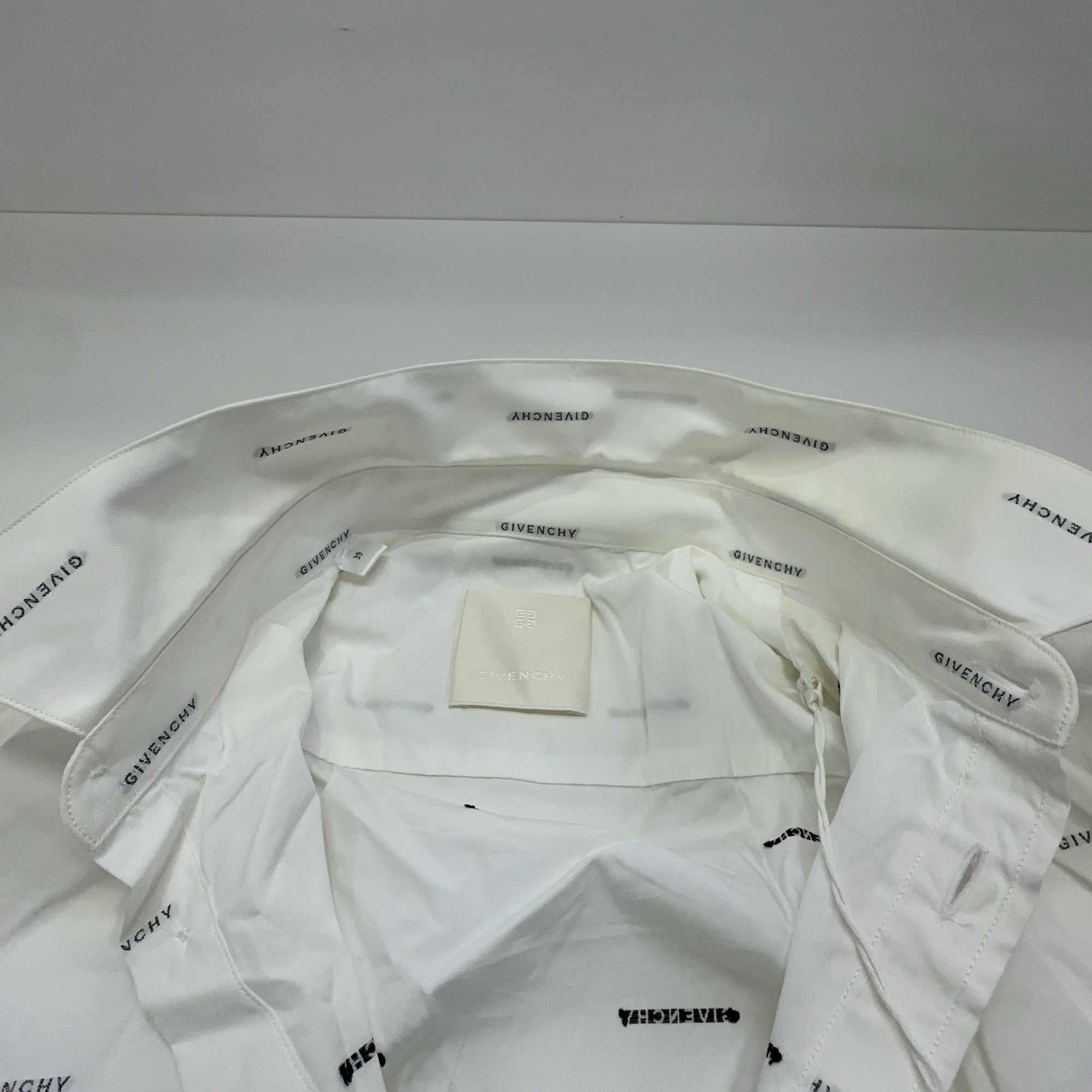 Givenchy Givenchy Logo Layered Button Up Shirt Size M Size US M / EU 48-50 / 2 - 6 Thumbnail