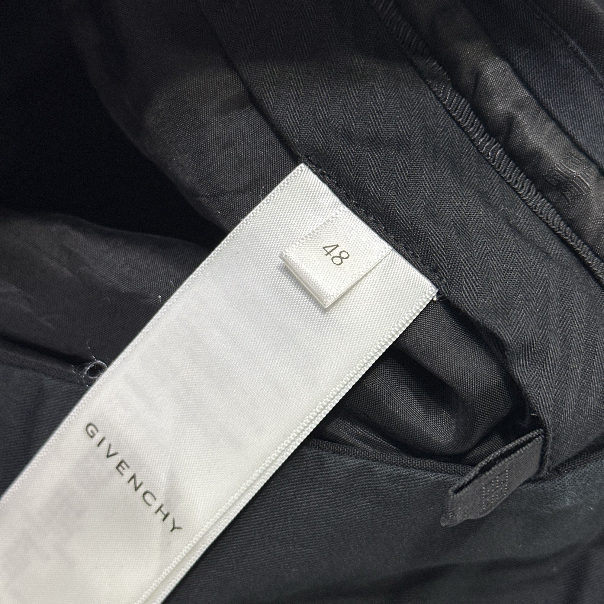 Givenchy Givenchy Chain Detail Wool Trousers Size 32 Size US 32 / EU 48 - 4 Thumbnail