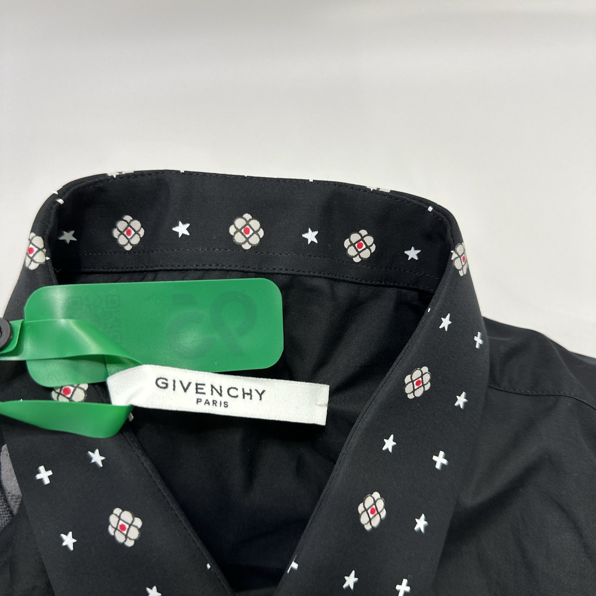 Givenchy Givenchy Patterned Collar Button Up Shirt Size M Size US M / EU 48-50 / 2 - 3 Thumbnail