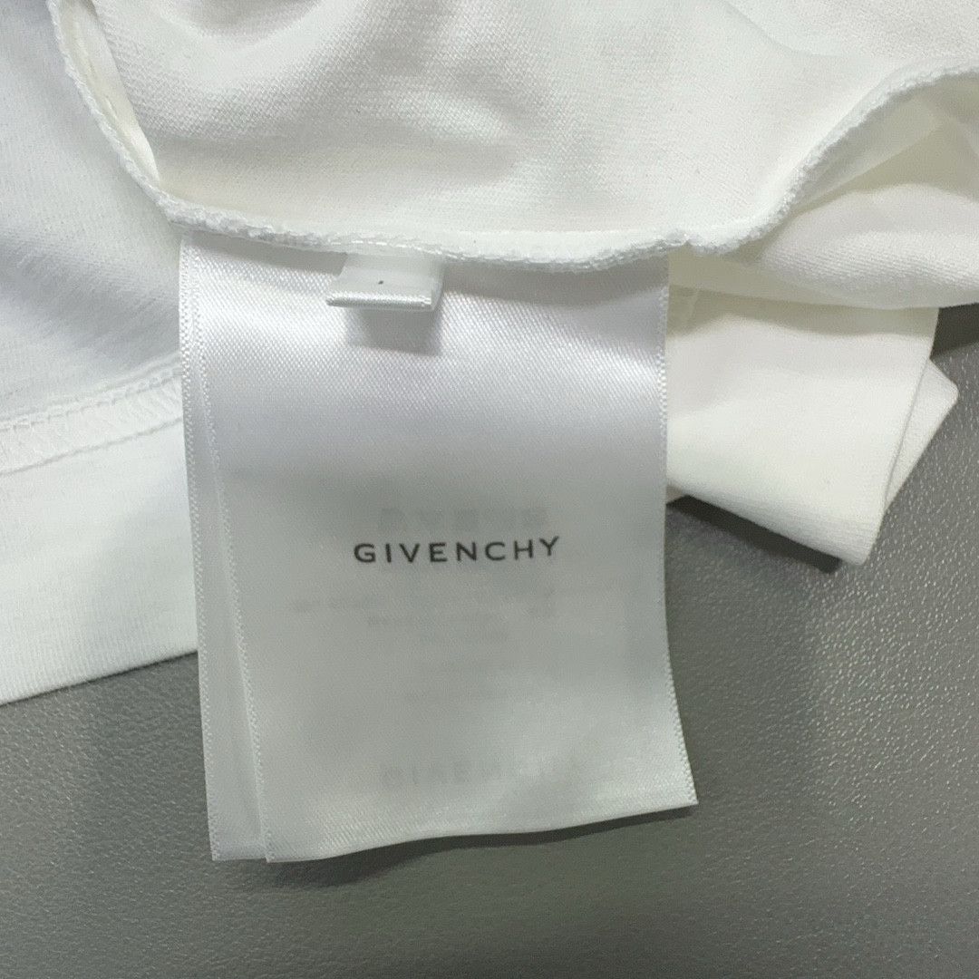 Givenchy Givenchy Fruit Print T-Shirt Size L Size US L / EU 52-54 / 3 - 5 Thumbnail