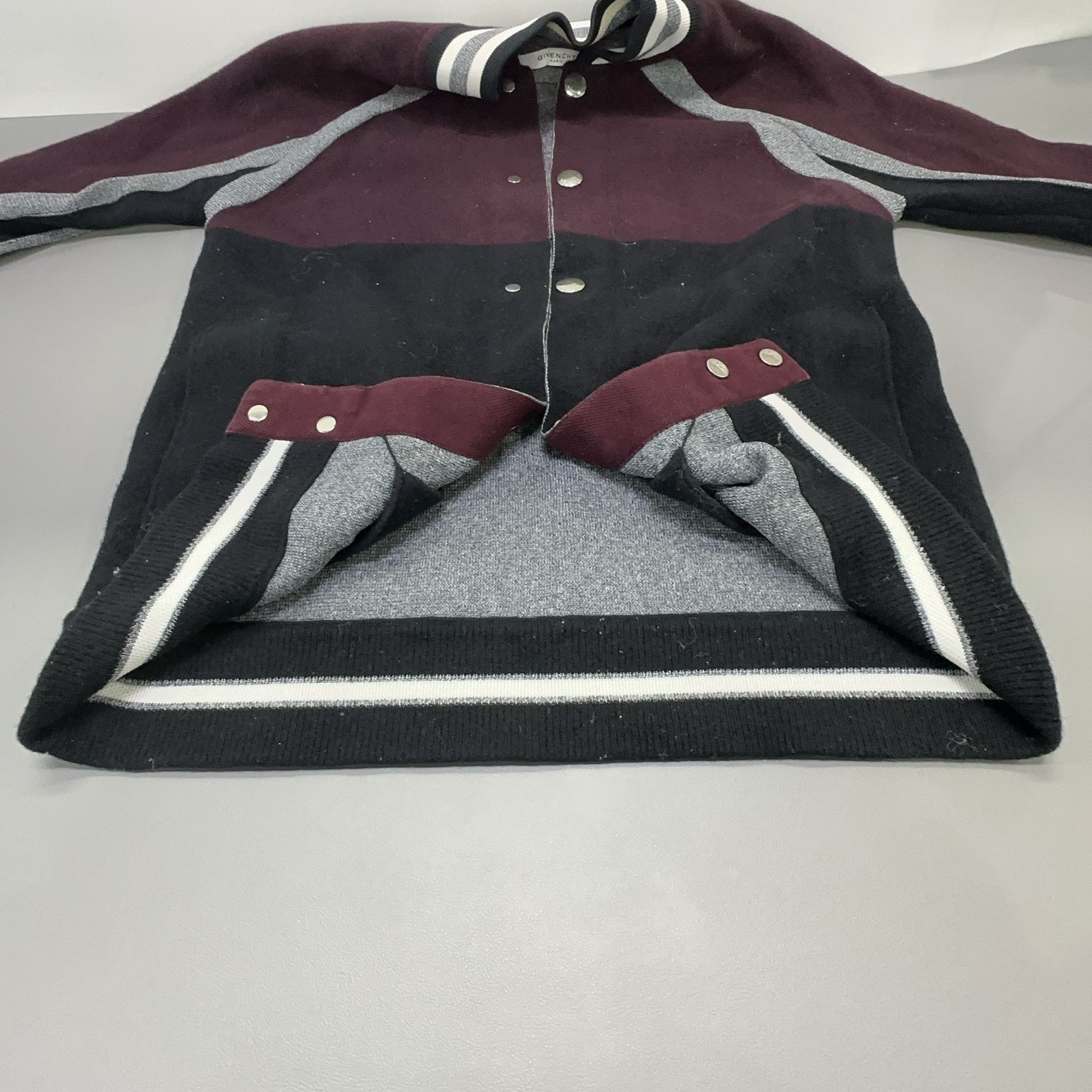 Givenchy Givenchy Colorblock Varsity Jacket Size S Size US S / EU 44-46 / 1 - 11 Thumbnail