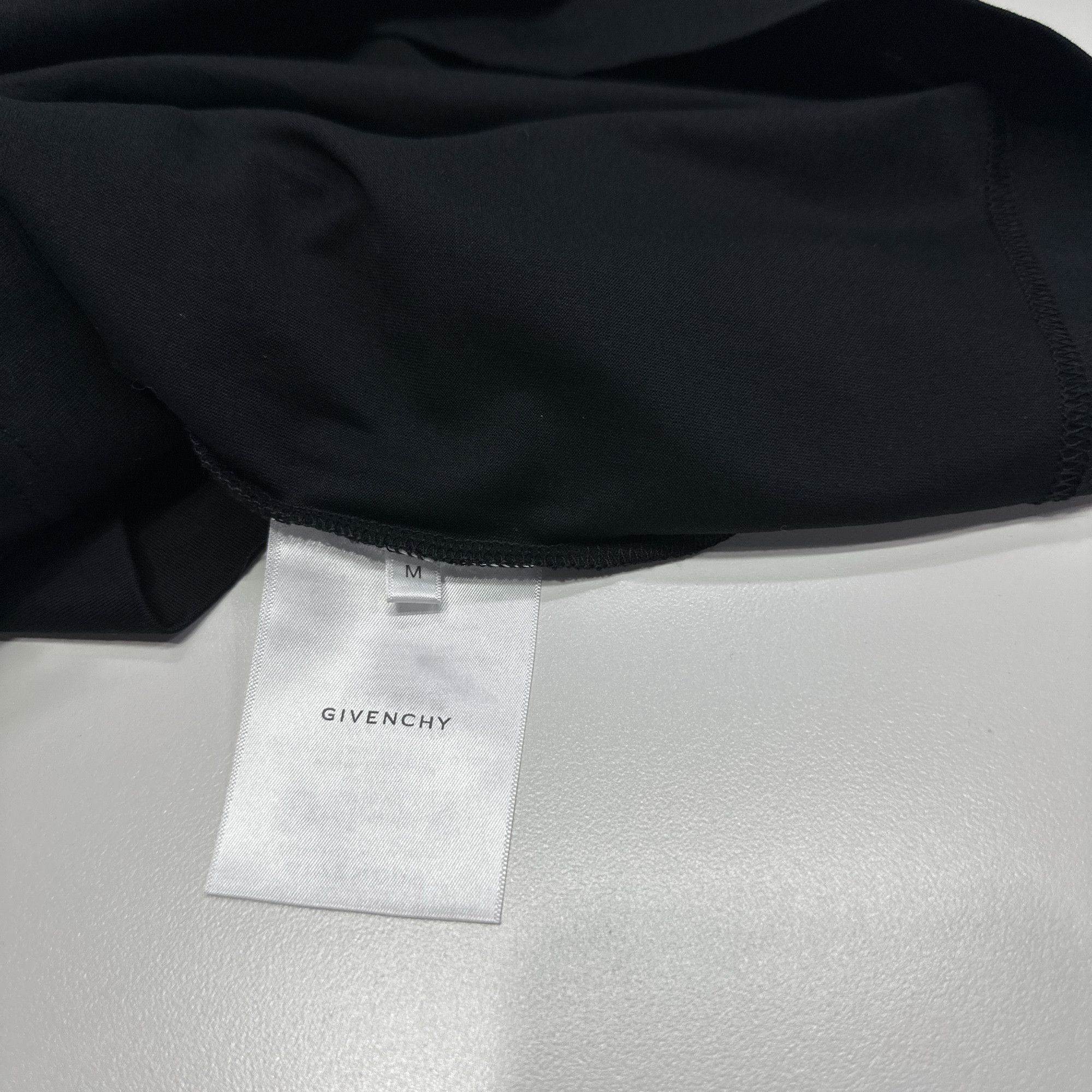 Givenchy Givenchy Angel Print T-Shirt Black Size M Size US M / EU 48-50 / 2 - 5 Thumbnail