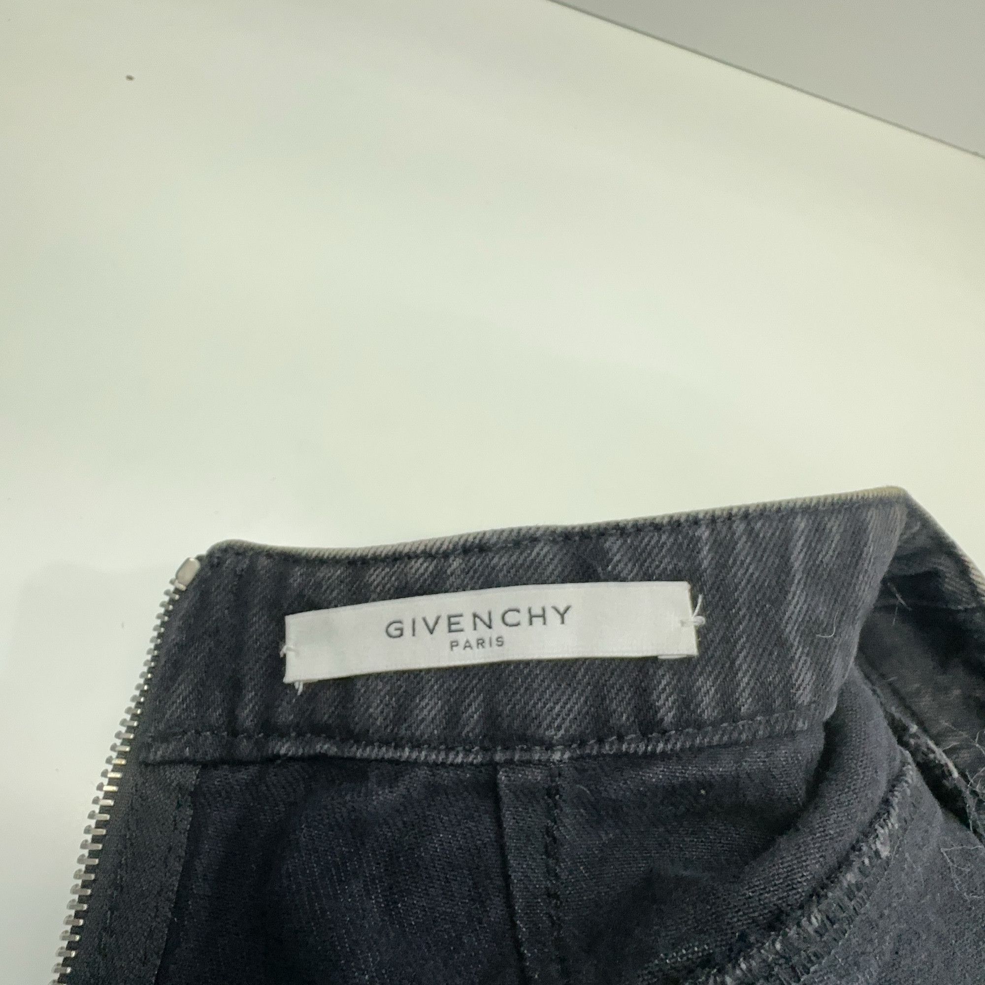Givenchy Givenchy Lightning Bolt Denim Mini Skirt Size 36 Size 26" / US 2 / IT 38 - 3 Thumbnail