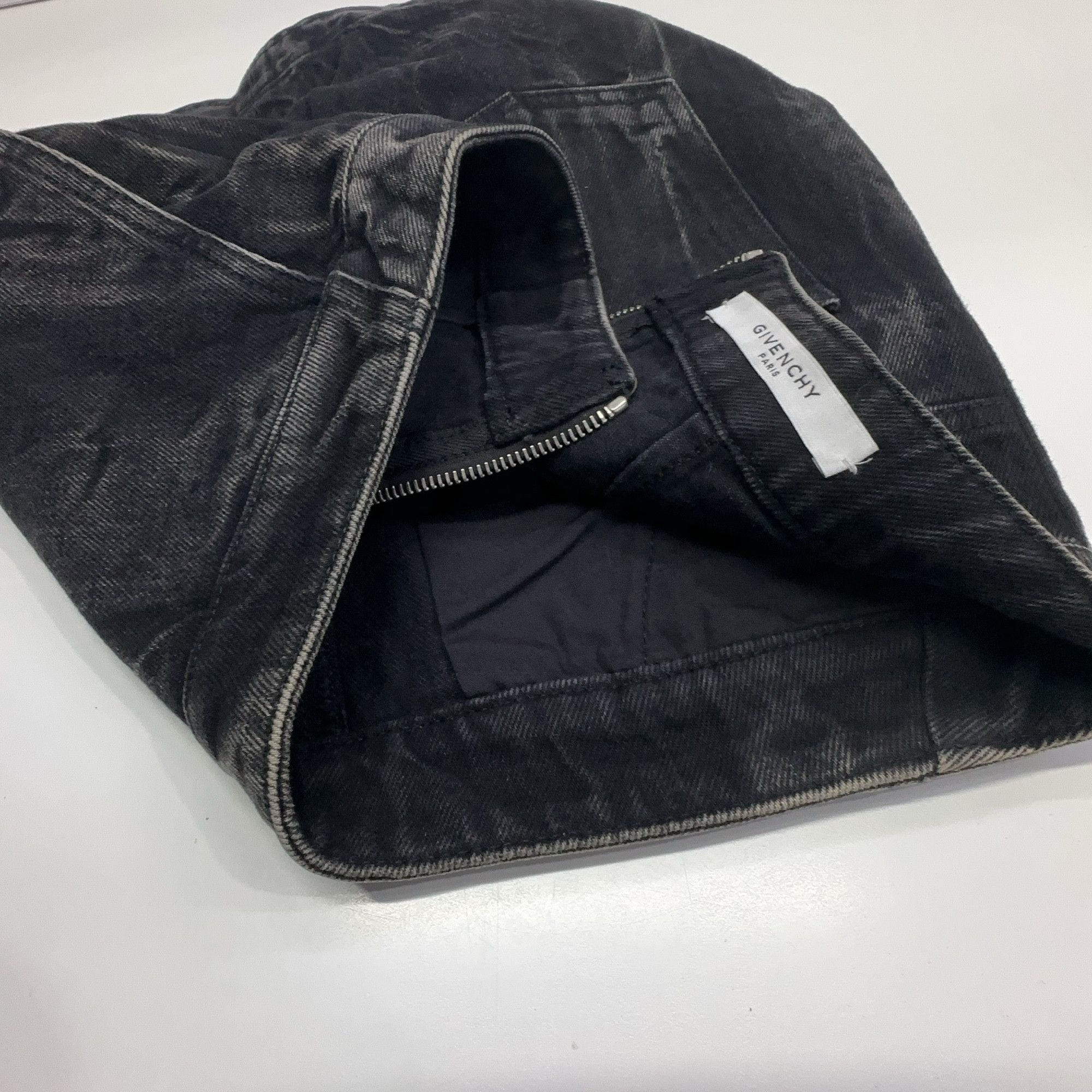 Givenchy Givenchy Lightning Bolt Denim Mini Skirt Size 36 Size 26" / US 2 / IT 38 - 5 Thumbnail