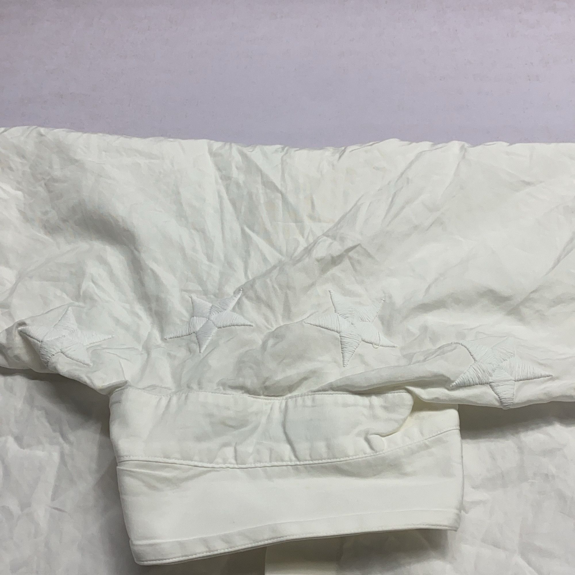 Givenchy Givenchy White Star Embroidery Shirt US S Size US S / EU 44-46 / 1 - 8 Thumbnail