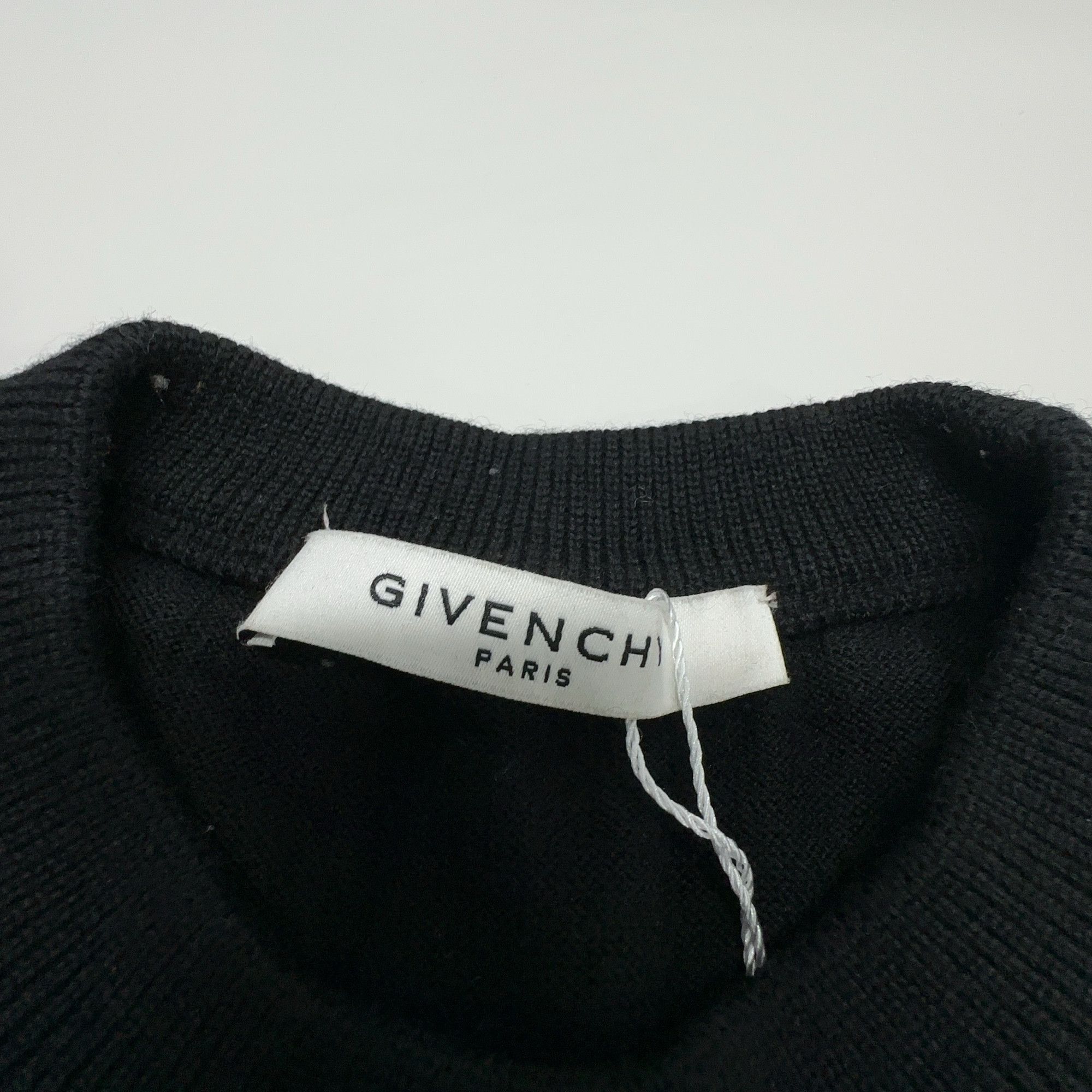 Givenchy Givenchy Colorful Logo Sweater Size M Size US M / EU 48-50 / 2 - 3 Thumbnail
