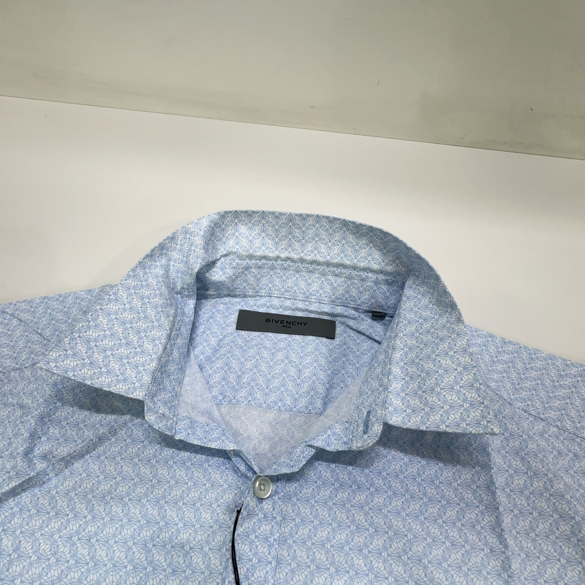 Givenchy Givenchy Geometric Print Short Sleeve Shirt L Size US L / EU 52-54 / 3 - 6 Thumbnail