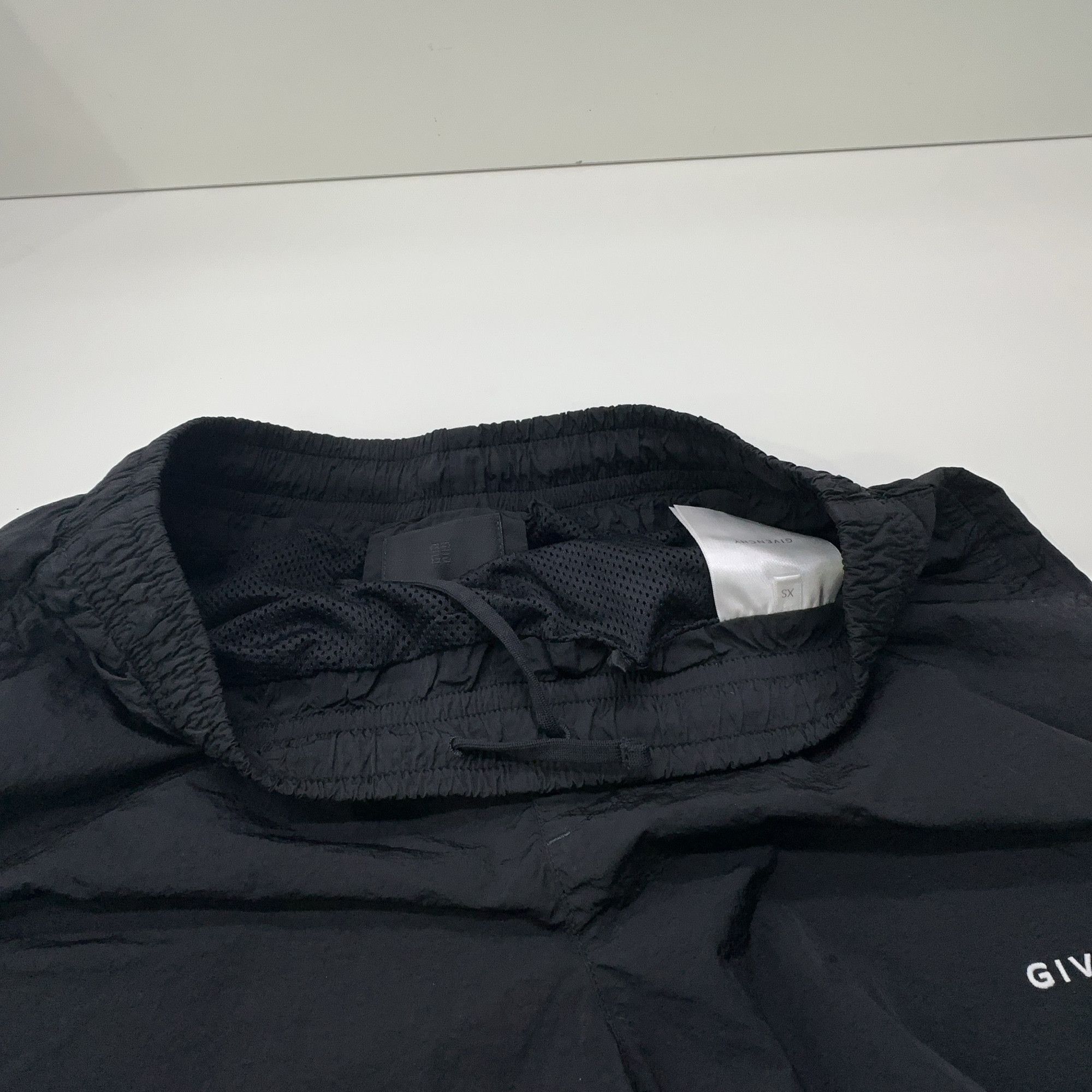 Givenchy Givenchy Beach Club 52 Swim Shorts Size XS Size US 28 / EU 44 - 9 Thumbnail