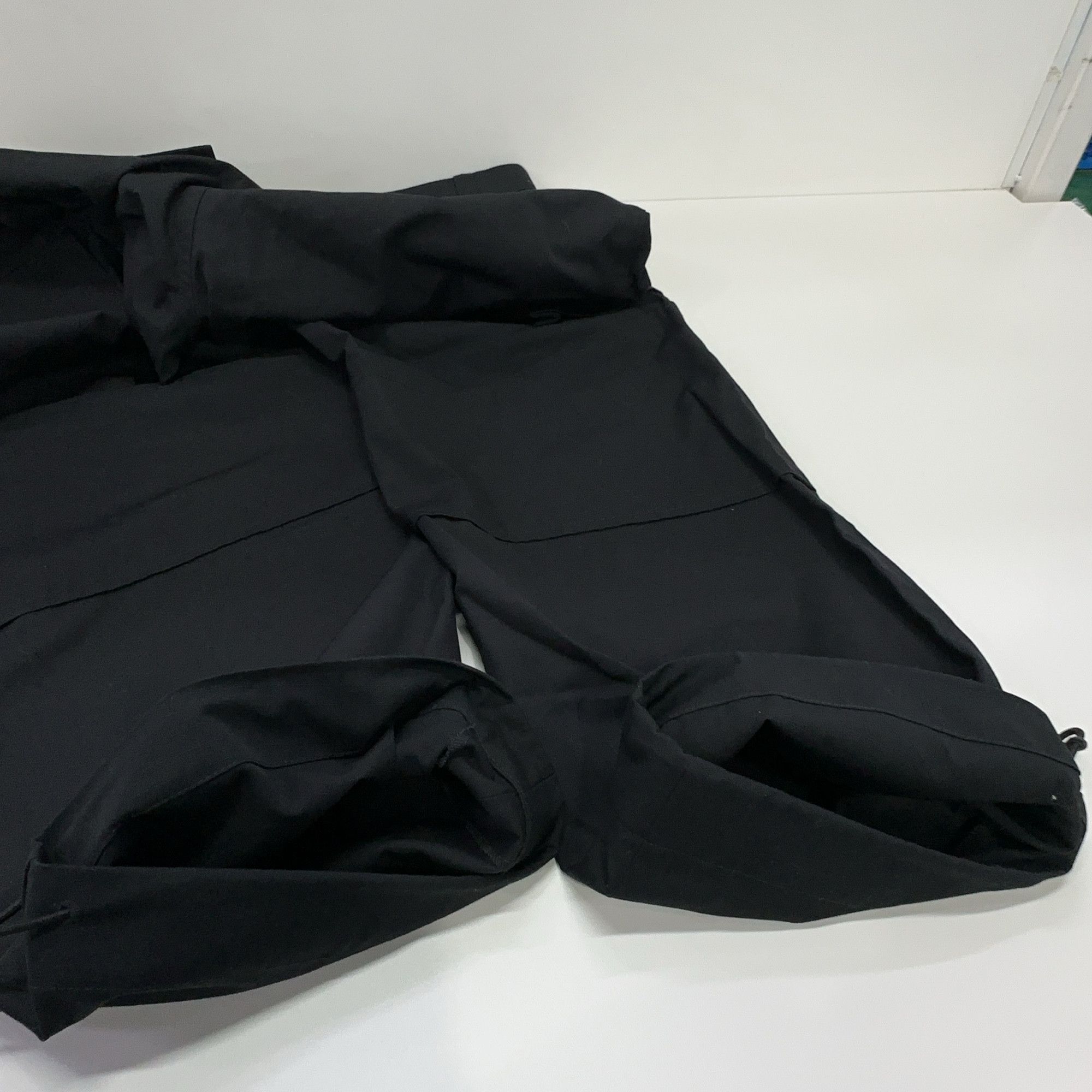 Givenchy Givenchy Cotton Cargo Pants Size 30 Size US 30 / EU 46 - 7 Thumbnail