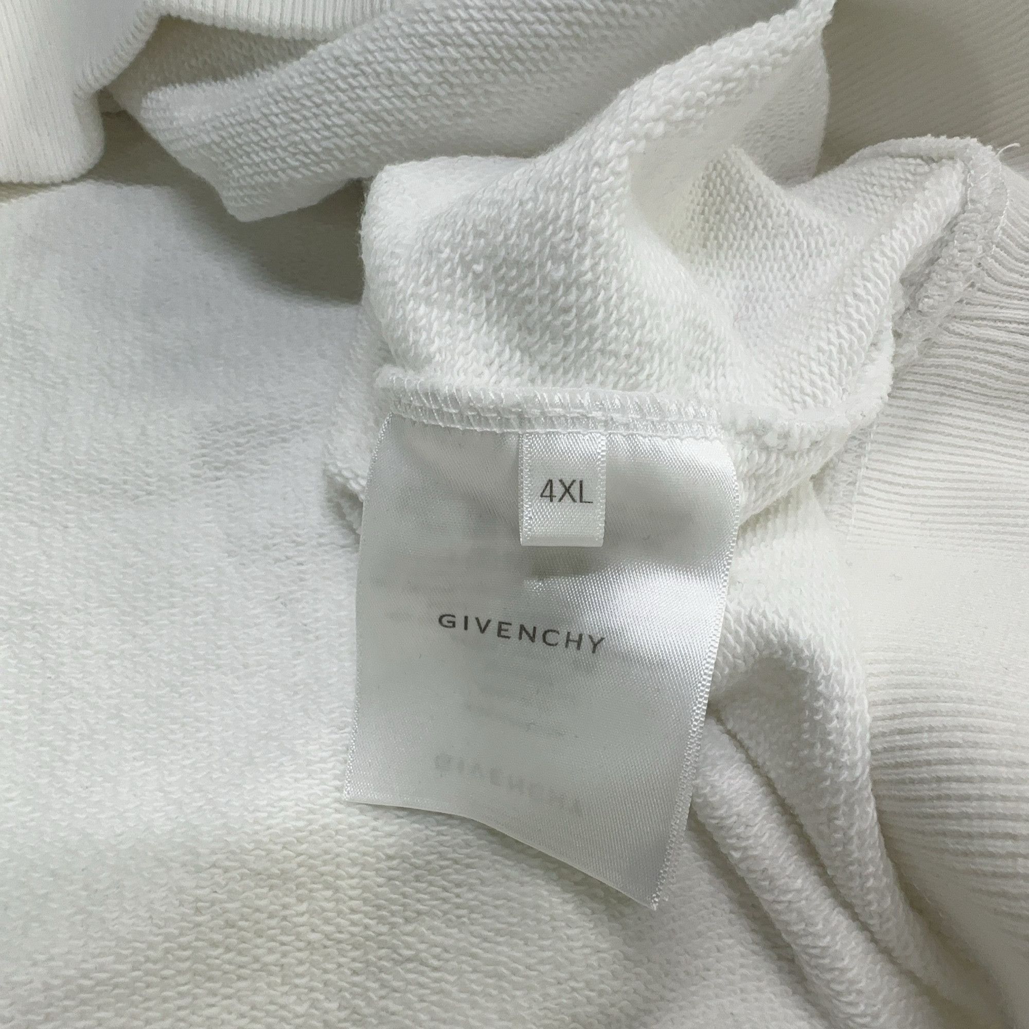Givenchy Givenchy Logo Graphic Sweatshirt Size 4XL Size US XXL / EU 58 / 5 - 5 Thumbnail