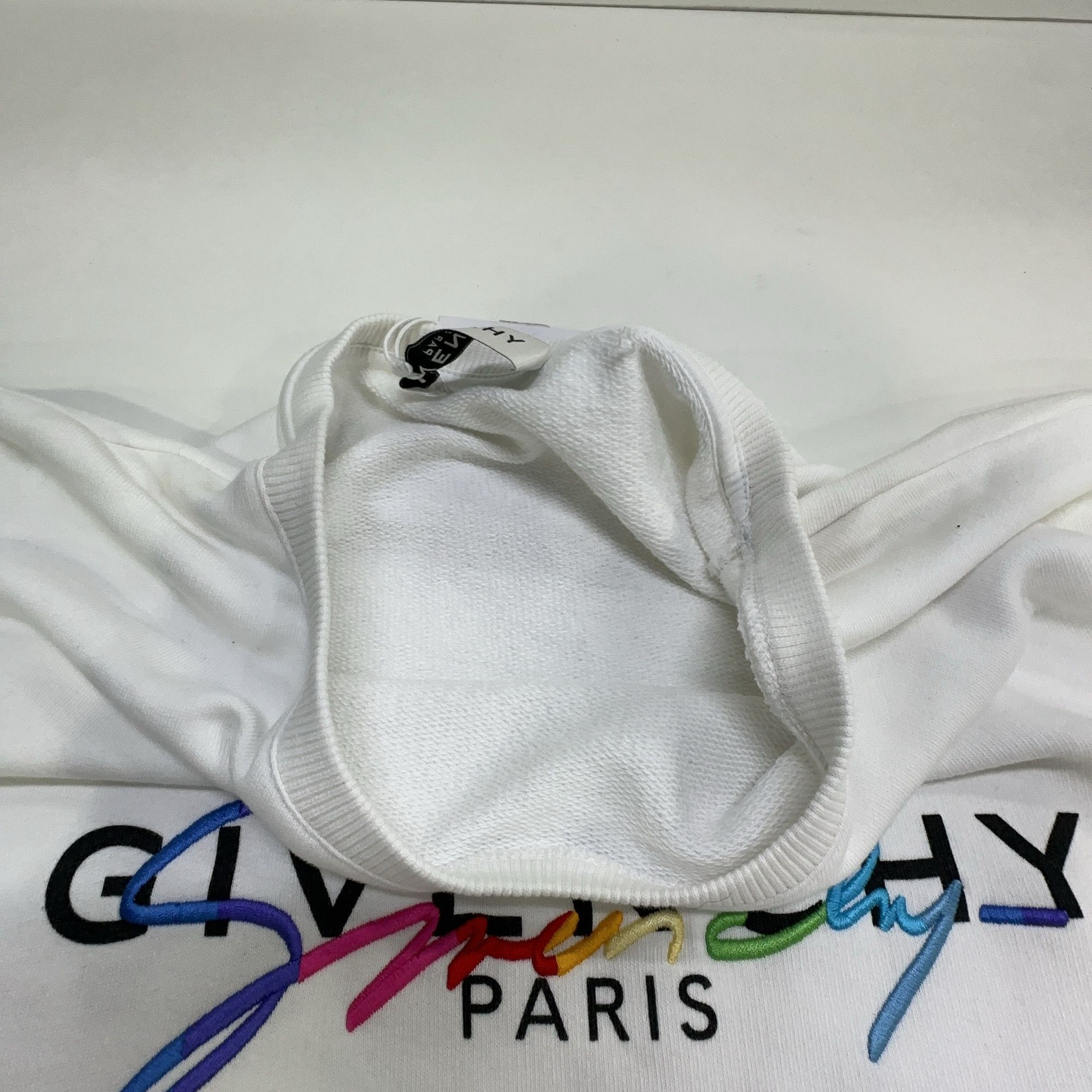 Givenchy Givenchy Logo Graphic Sweatshirt Size 4XL Size US XXL / EU 58 / 5 - 7 Thumbnail