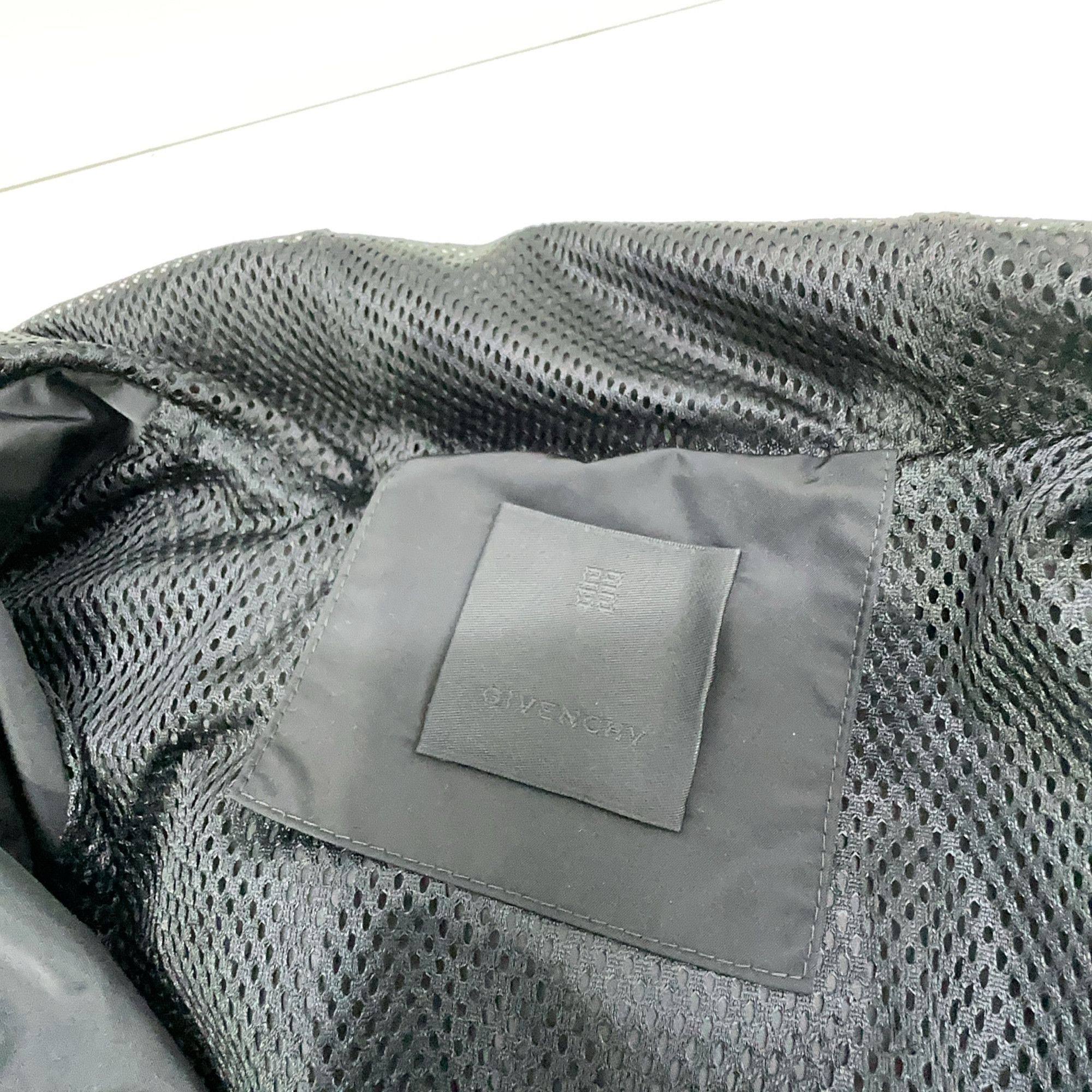 Givenchy Givenchy Logo Hooded Jacket Size S Size US S / EU 44-46 / 1 - 5 Thumbnail