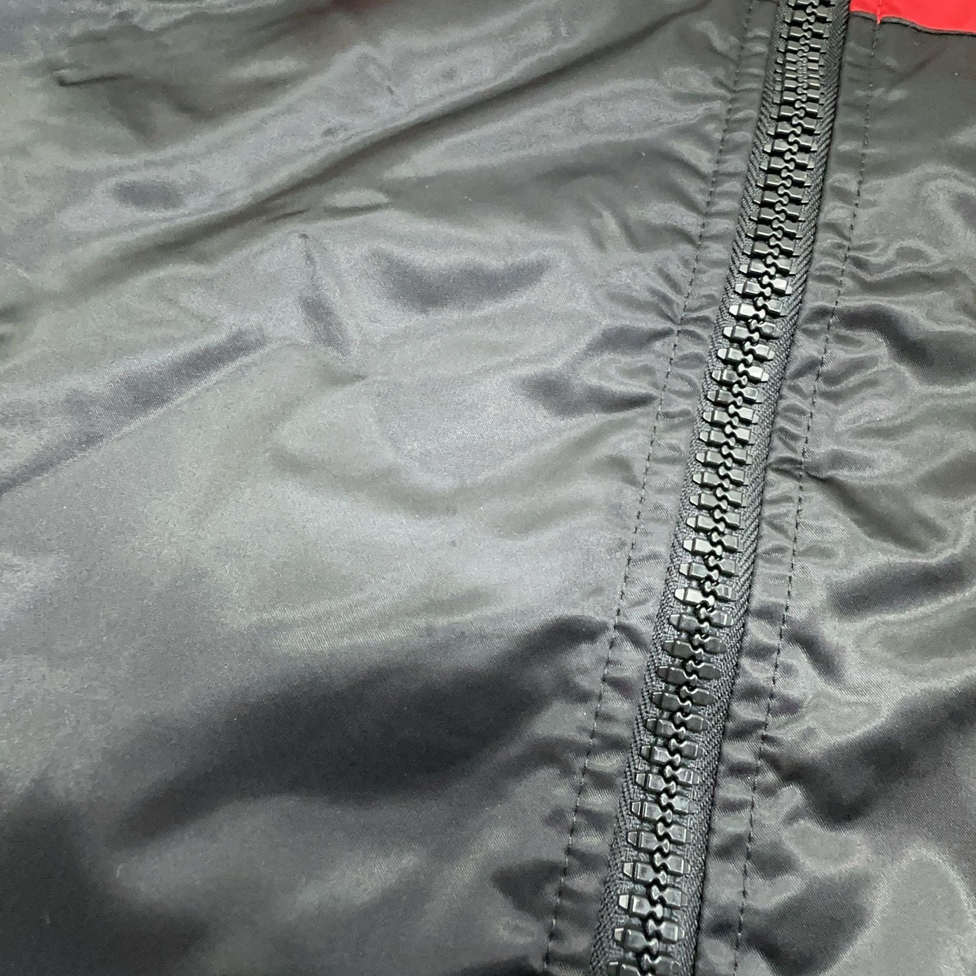 Givenchy Givenchy Red Stripe Jacket Size S Size US S / EU 44-46 / 1 - 7 Thumbnail
