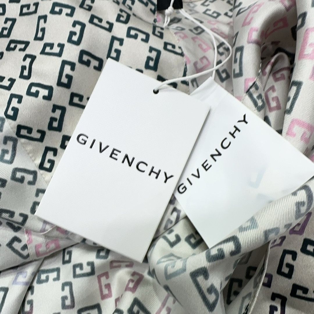 Givenchy Givenchy Logo Print Silk Short Sleeve Shirt 42 Size US XS / EU 42 / 0 - 5 Thumbnail