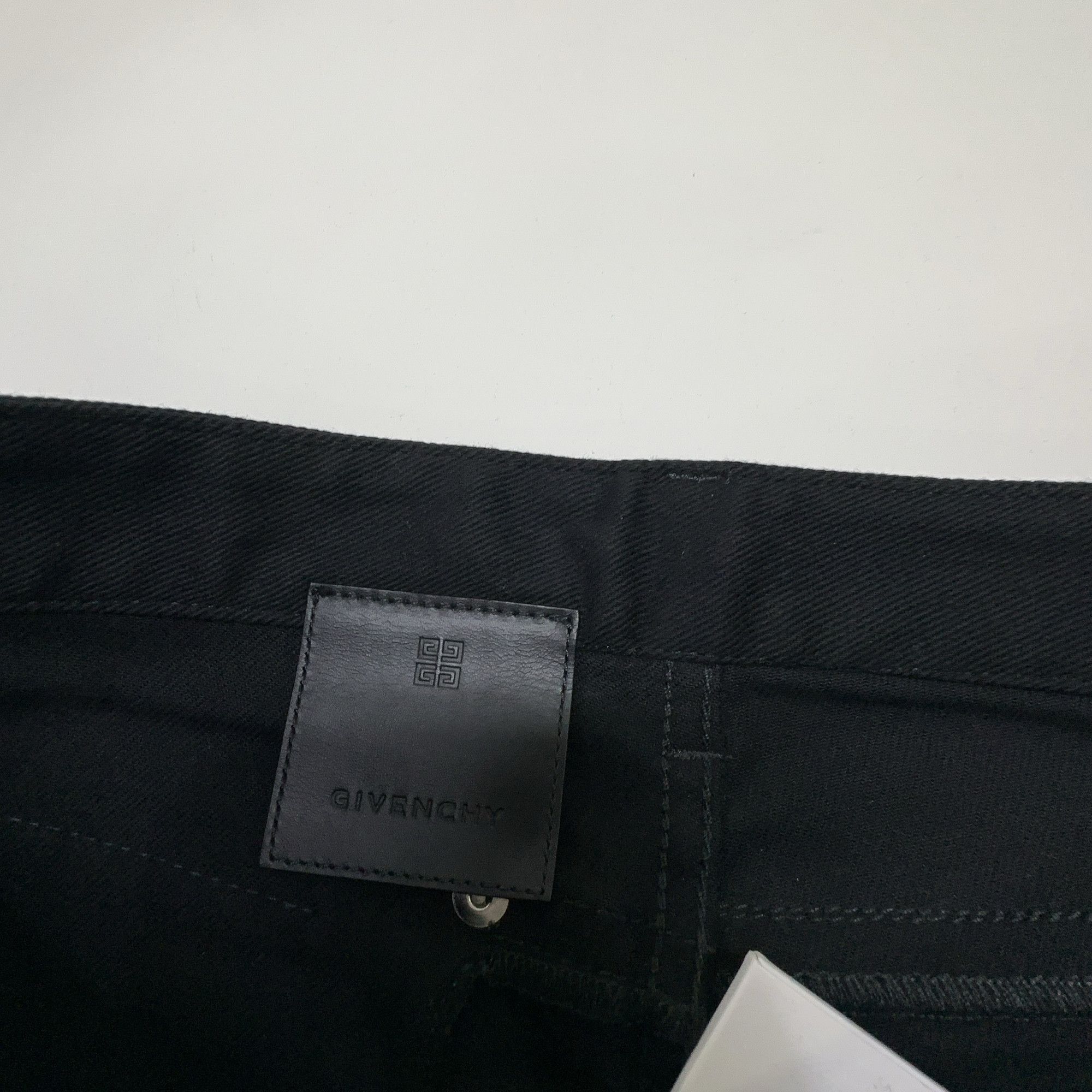 Givenchy Givenchy Black Casual Pants Size 29 Size US 29 - 3 Thumbnail