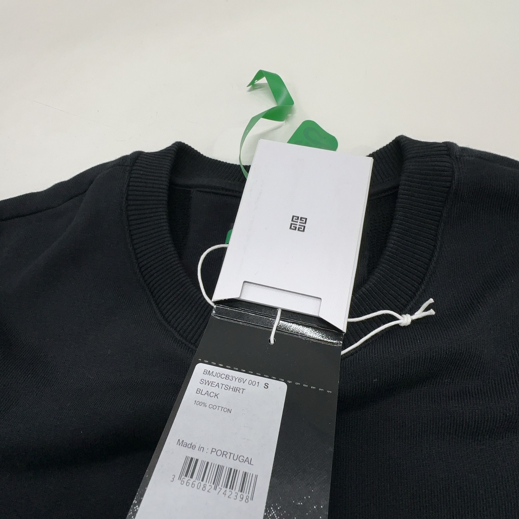 Givenchy Givenchy Reverse Logo Sweatshirt Size S Size US S / EU 44-46 / 1 - 6 Thumbnail
