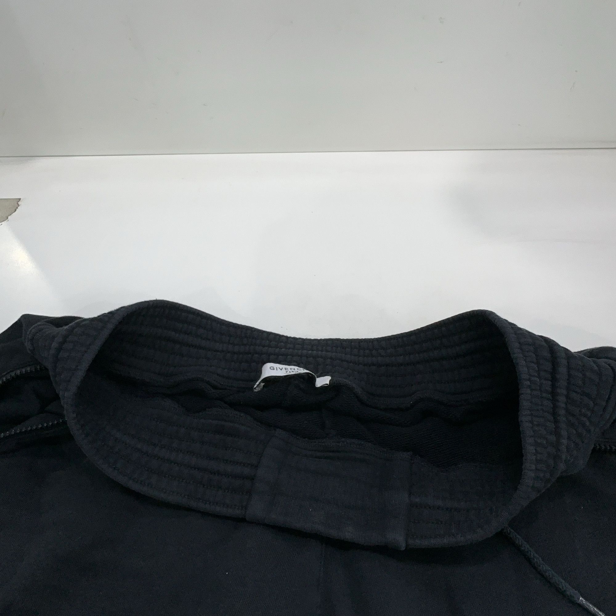 Givenchy Givenchy Contrast Panel Logo Shorts Size L Size US 34 / EU 50 - 6 Thumbnail