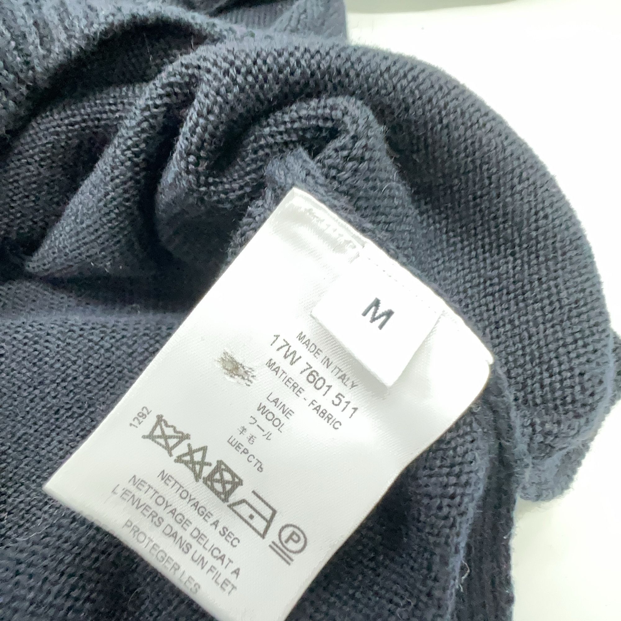 Givenchy Givenchy Ring Detail Sweater Size M Size US M / EU 48-50 / 2 - 3 Thumbnail