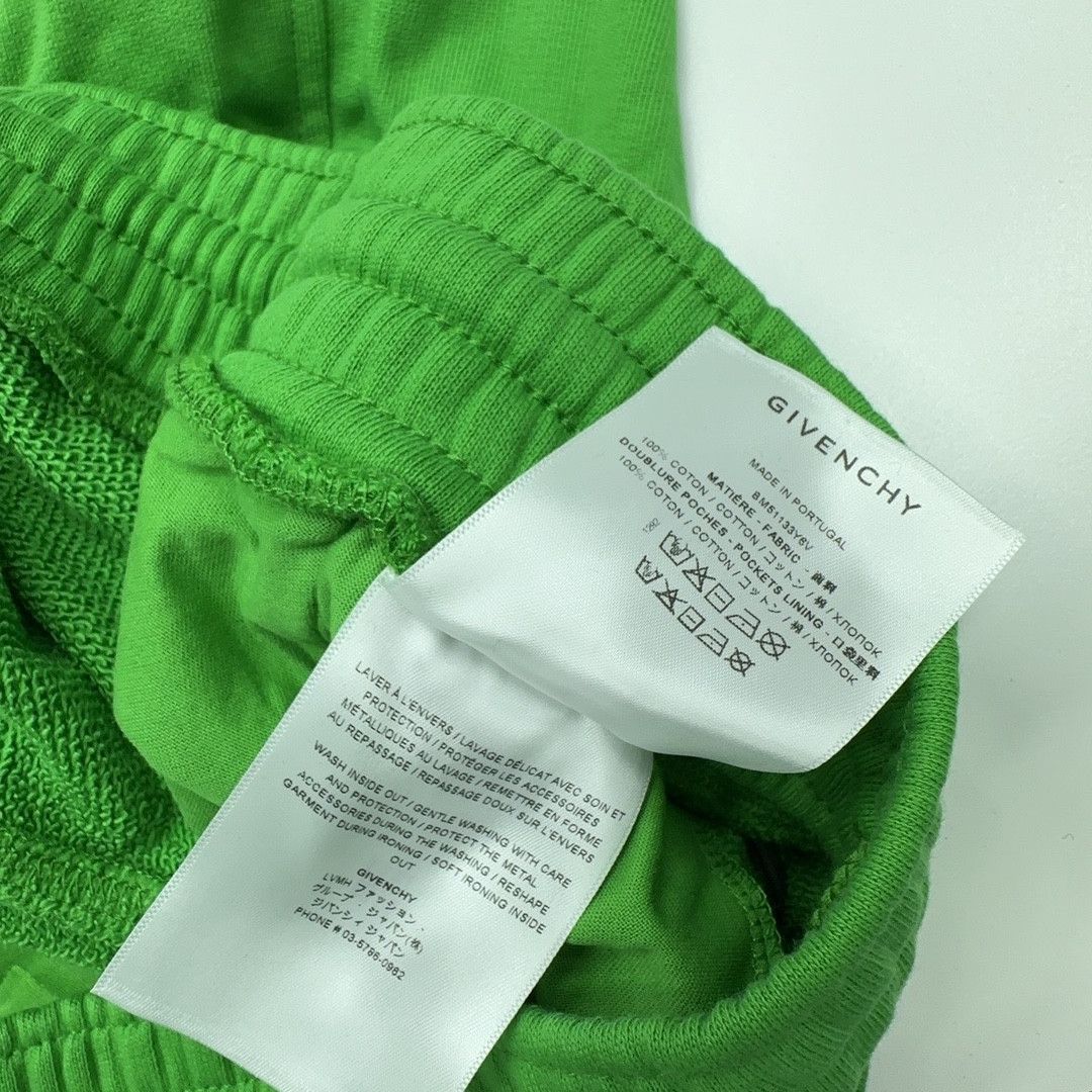 Givenchy Givenchy Logo Graphic Shorts Size S Size US 30 / EU 46 - 4 Thumbnail