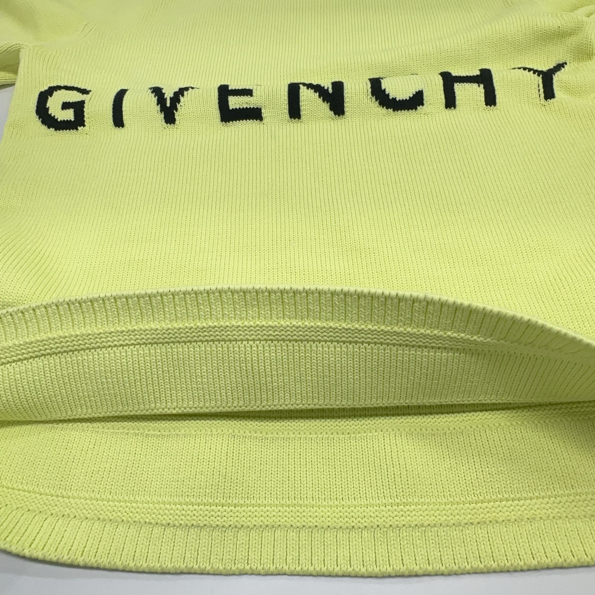 Givenchy Givenchy Logo Knit Sweater Size XL Size US XL / EU 56 / 4 - 7 Thumbnail