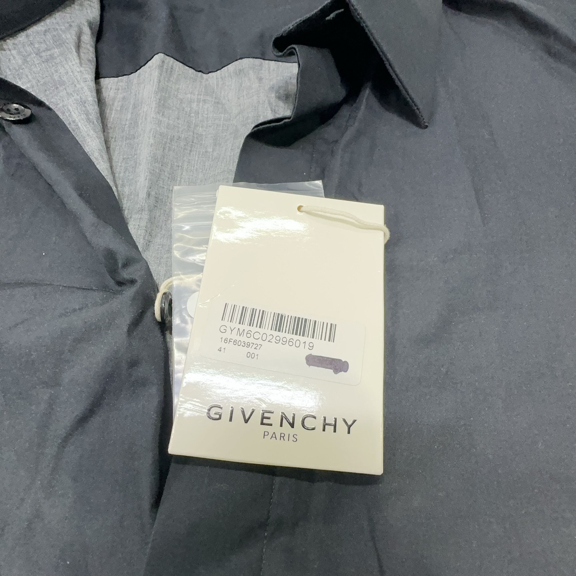 Givenchy Givenchy Gorilla Print Button Up Shirt Size L Size US L / EU 52-54 / 3 - 3 Thumbnail