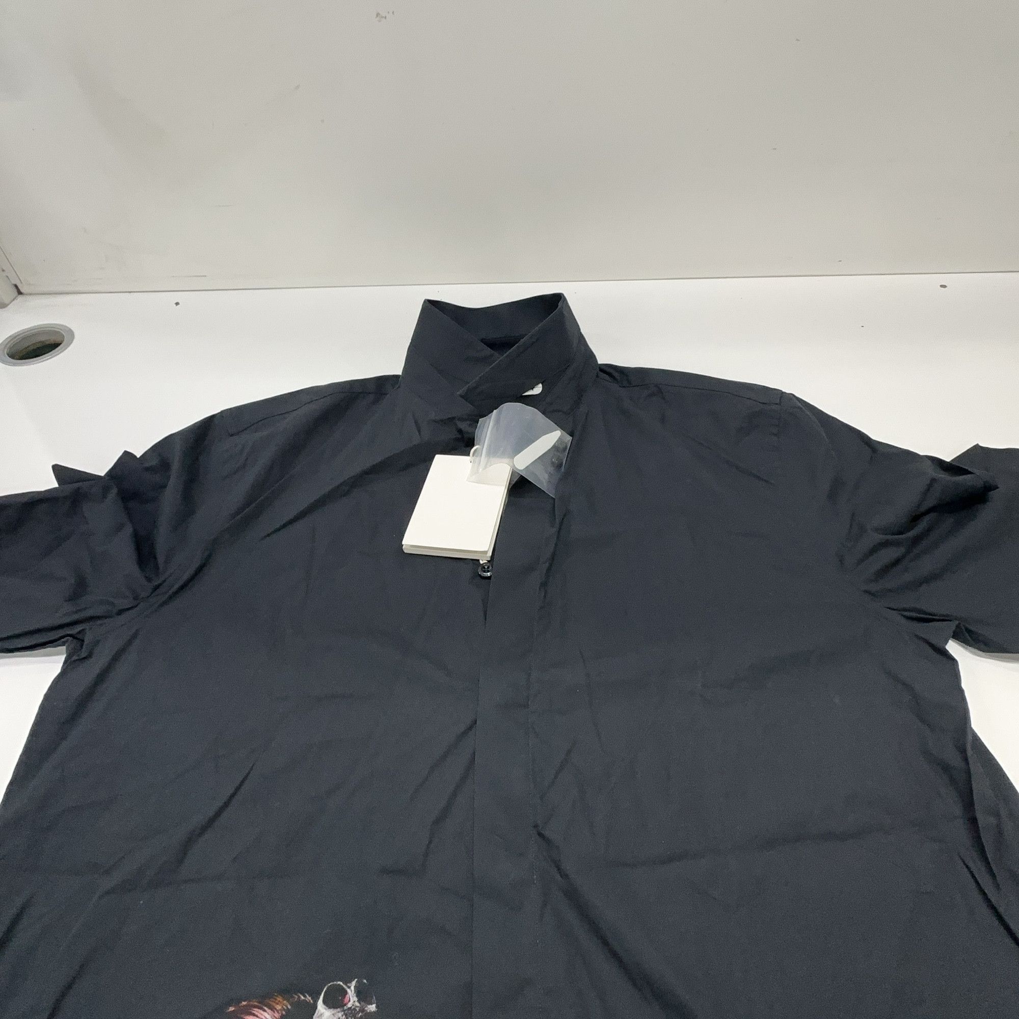 Givenchy Givenchy Gorilla Print Button Up Shirt Size L Size US L / EU 52-54 / 3 - 7 Thumbnail