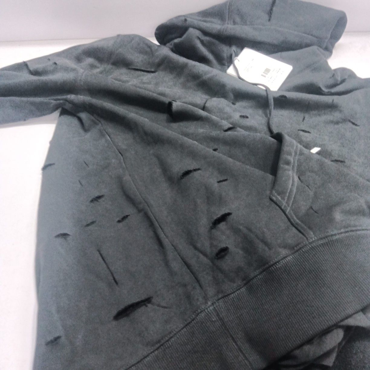 Givenchy Givenchy Distressed Logo Hoodie Size XXL Size US XXL / EU 58 / 5 - 18 Thumbnail