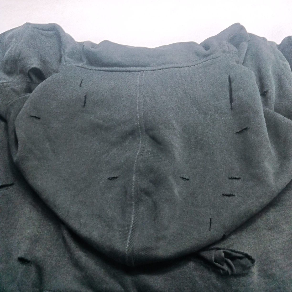 Givenchy Givenchy Distressed Logo Hoodie Size XXL Size US XXL / EU 58 / 5 - 9 Thumbnail