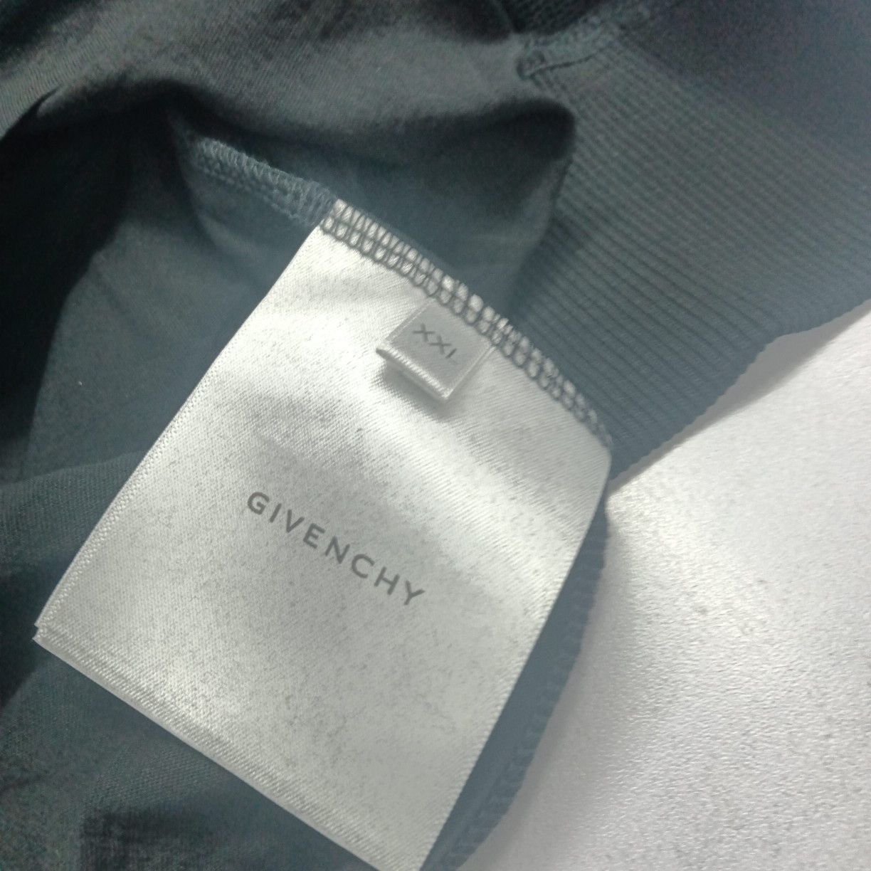 Givenchy Givenchy Distressed Logo Hoodie Size XXL Size US XXL / EU 58 / 5 - 6 Thumbnail