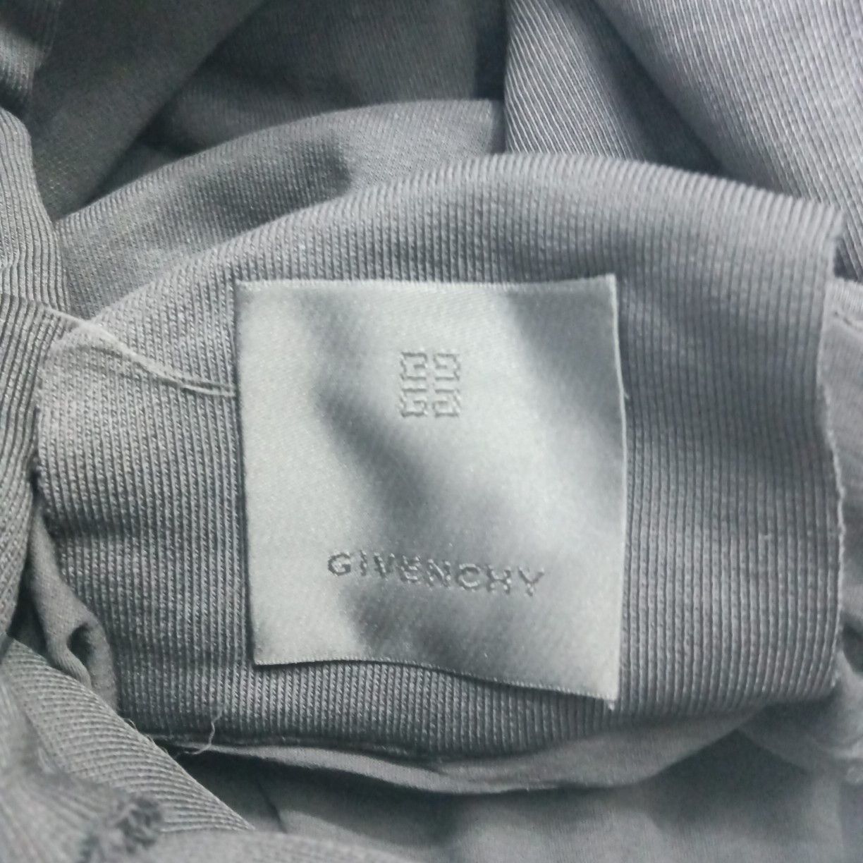 Givenchy Givenchy Distressed Logo Hoodie Size XXL Size US XXL / EU 58 / 5 - 4 Thumbnail