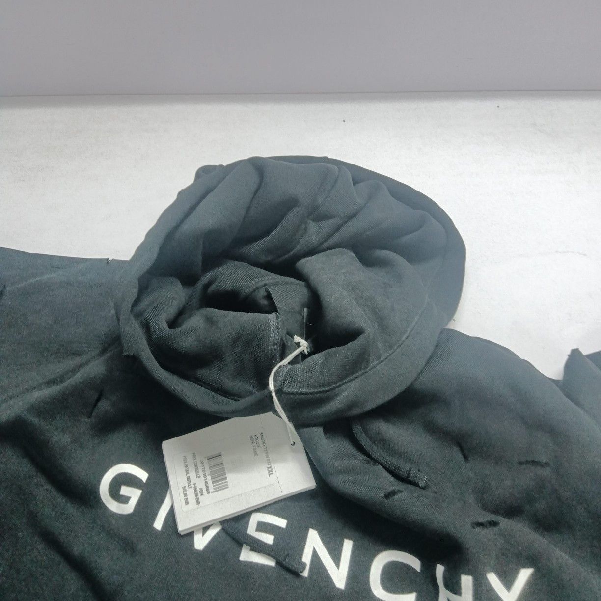 Givenchy Givenchy Distressed Logo Hoodie Size XXL Size US XXL / EU 58 / 5 - 11 Thumbnail