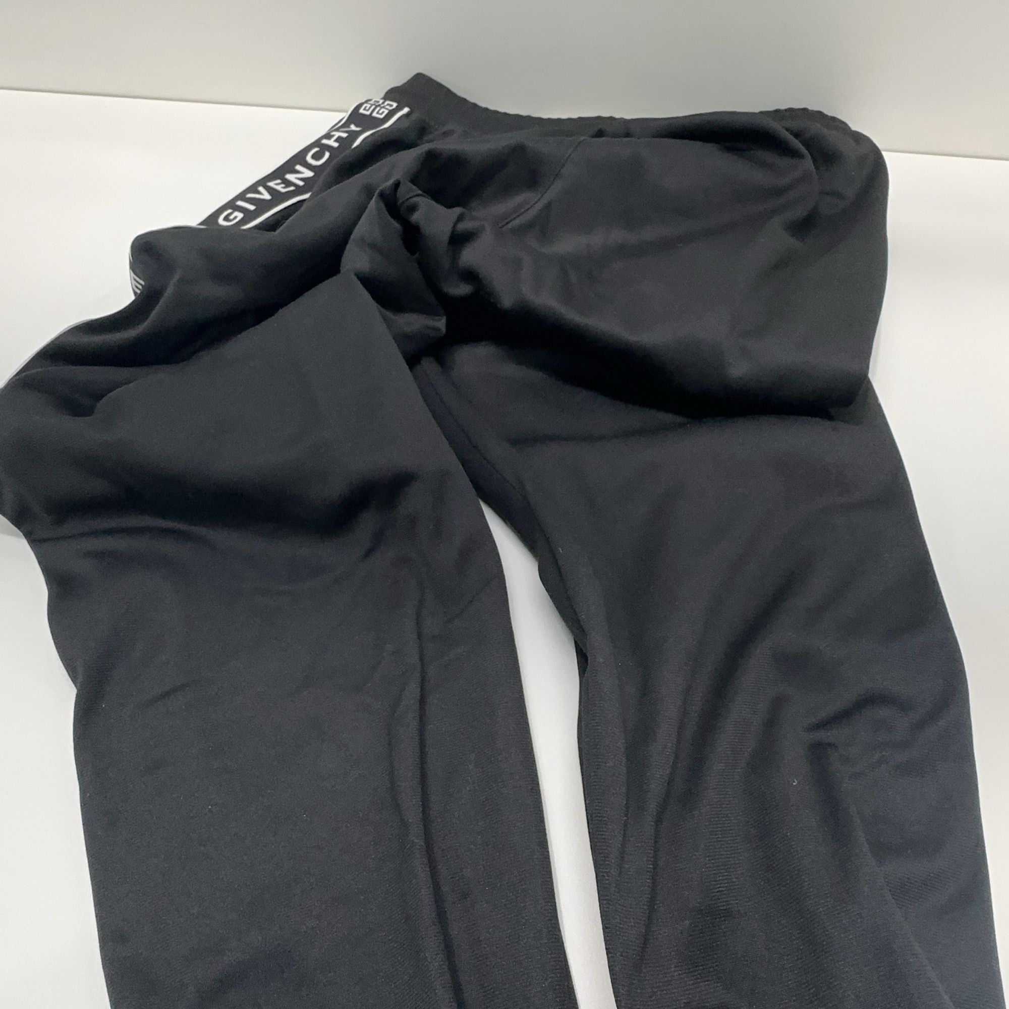 Givenchy Givenchy Logo Tape Joggers Size XS Size US 28 / EU 44 - 9 Thumbnail
