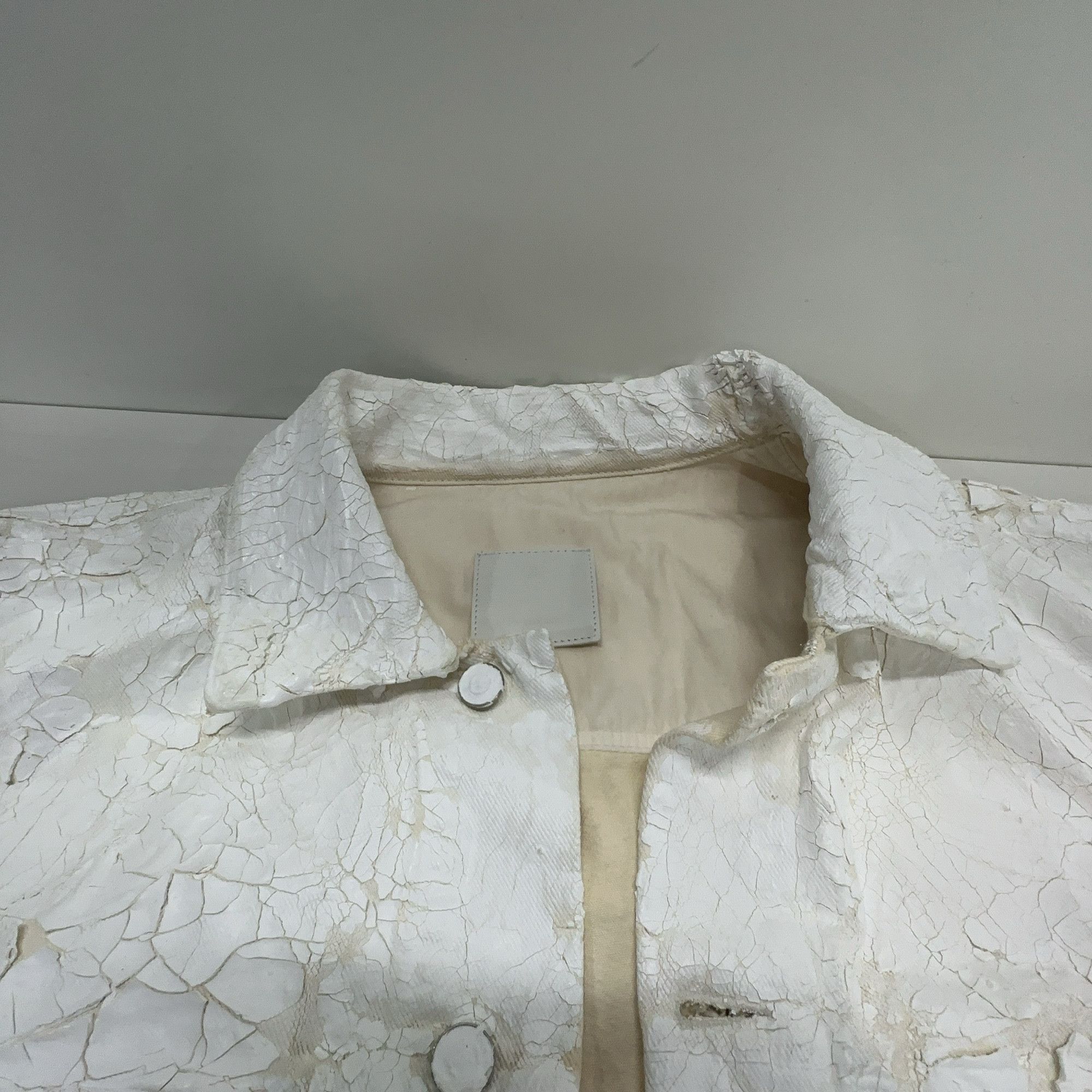 Givenchy Givenchy Cracked White Denim Jacket Size XXL Size US XXL / EU 58 / 5 - 5 Thumbnail