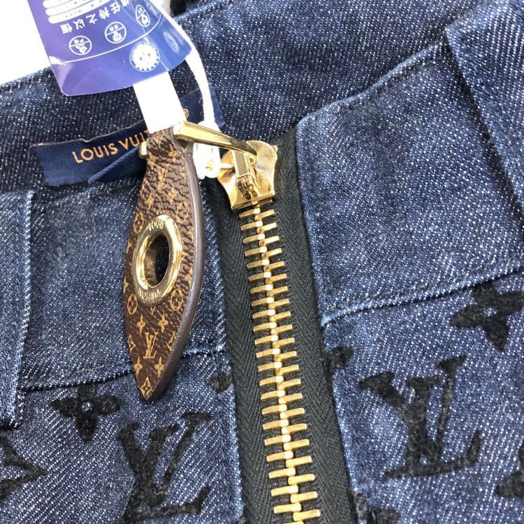 Louis Vuitton Louis Vuitton Monogram Denim Jeans Size 38 Size 27" / US 4 / IT 40 - 5 Thumbnail