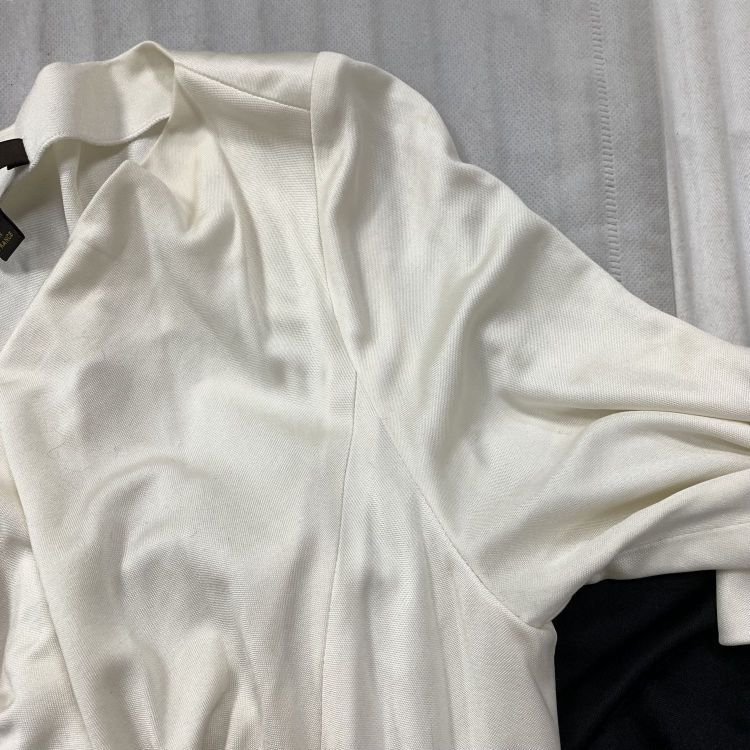 Louis Vuitton Louis Vuitton Two-Tone Silk Dress Size 40 Size M / US 6-8 / IT 42-44 - 9 Thumbnail