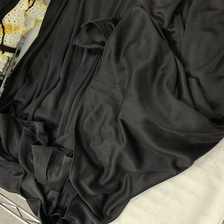 Louis Vuitton Louis Vuitton Two-Tone Silk Dress Size 40 Size M / US 6-8 / IT 42-44 - 7 Thumbnail