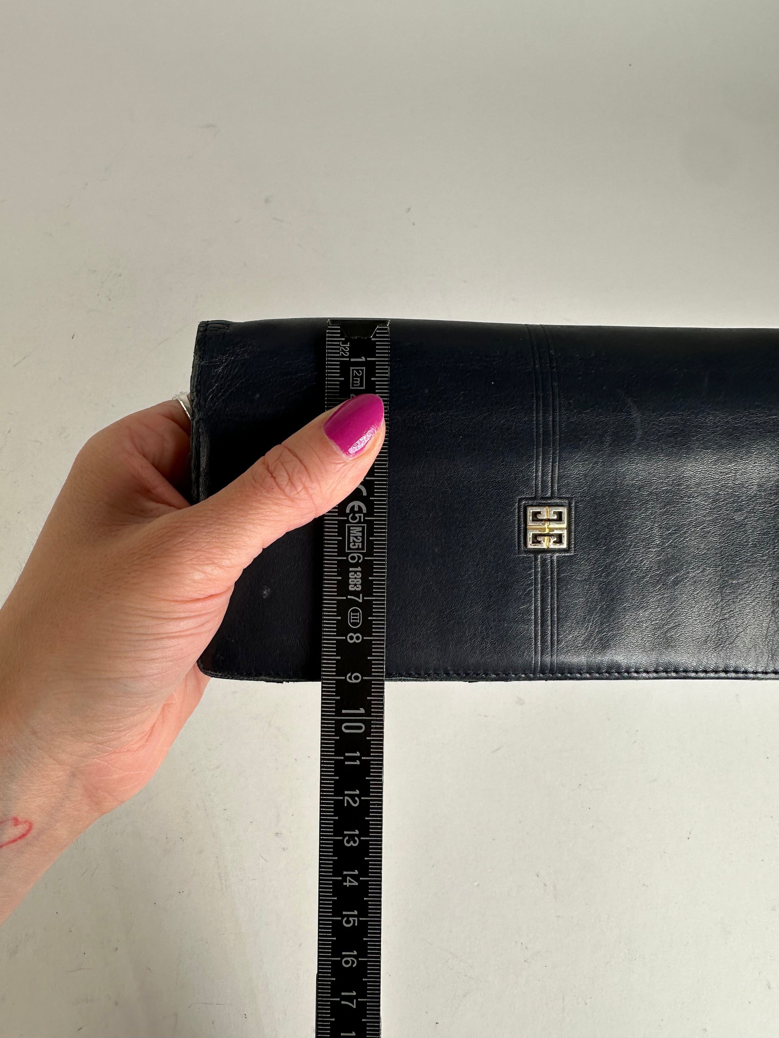 Givenchy Vintage Long Bifold Wallet Navy Leather Size ONE SIZE - 7 Thumbnail