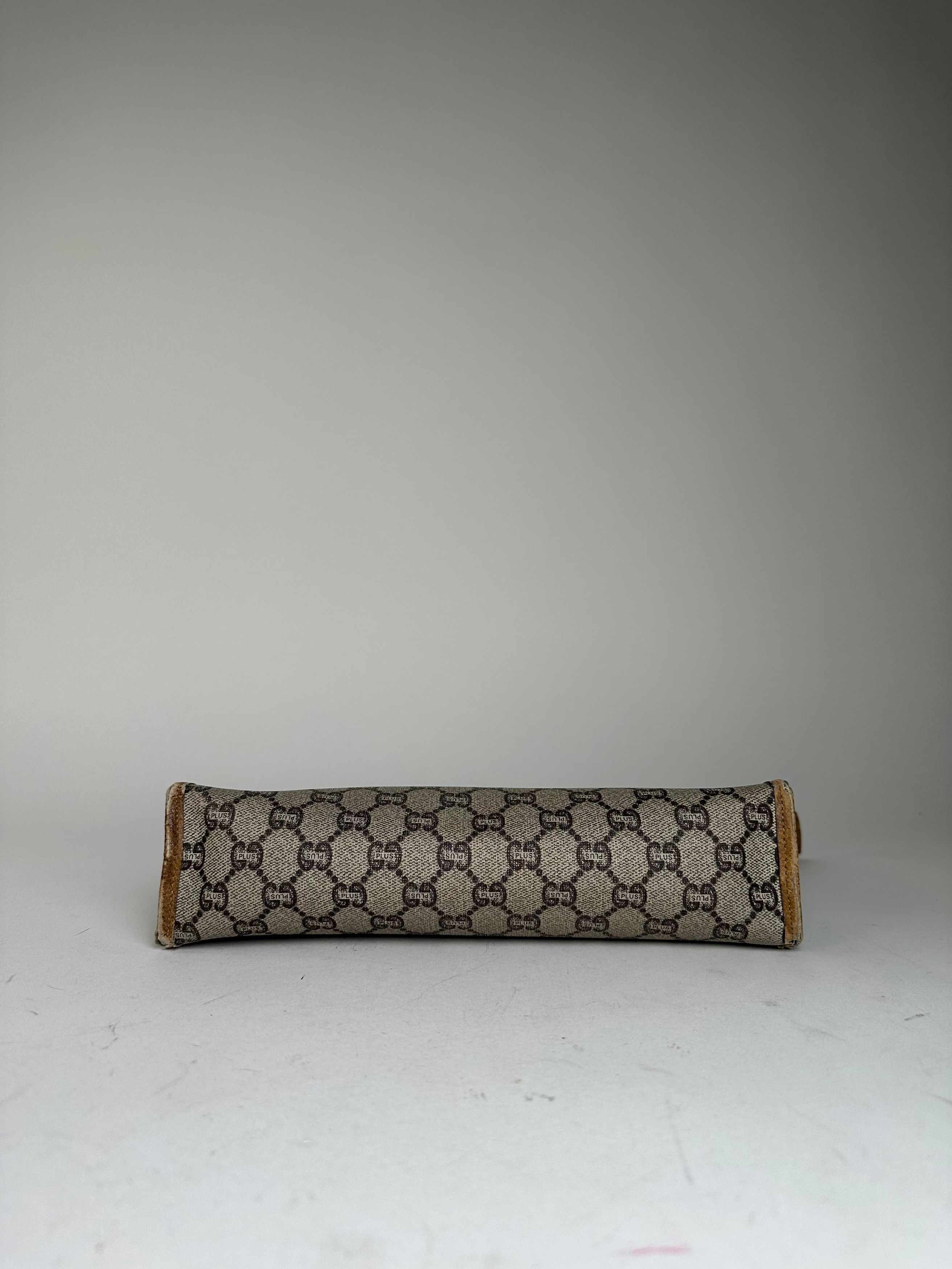 Gucci Vintage GG Plus Canvas Clutch Beige Size ONE SIZE - 7 Thumbnail
