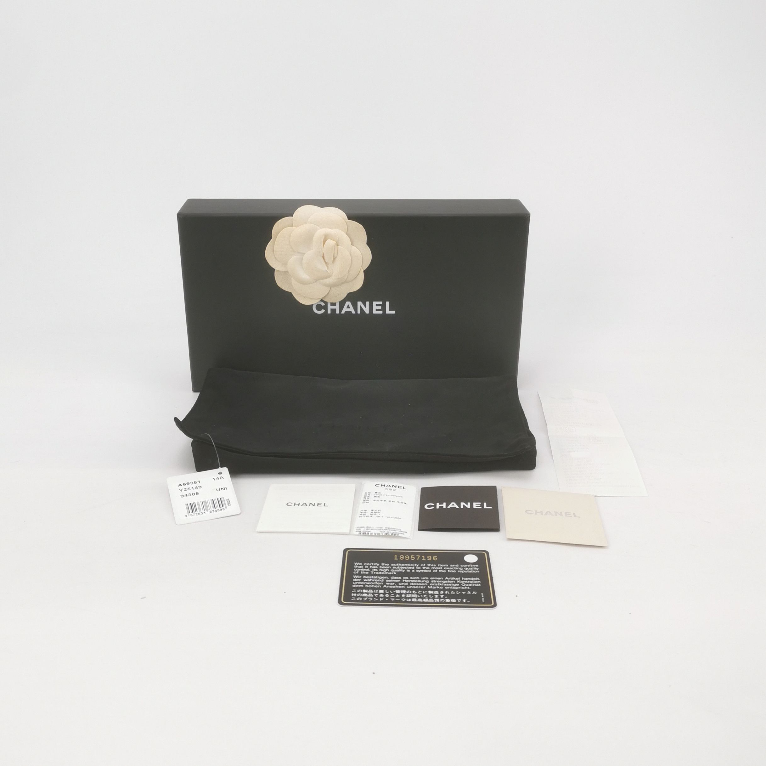 Chanel Chanel Women os Wallets Size ONE SIZE - 8 Thumbnail