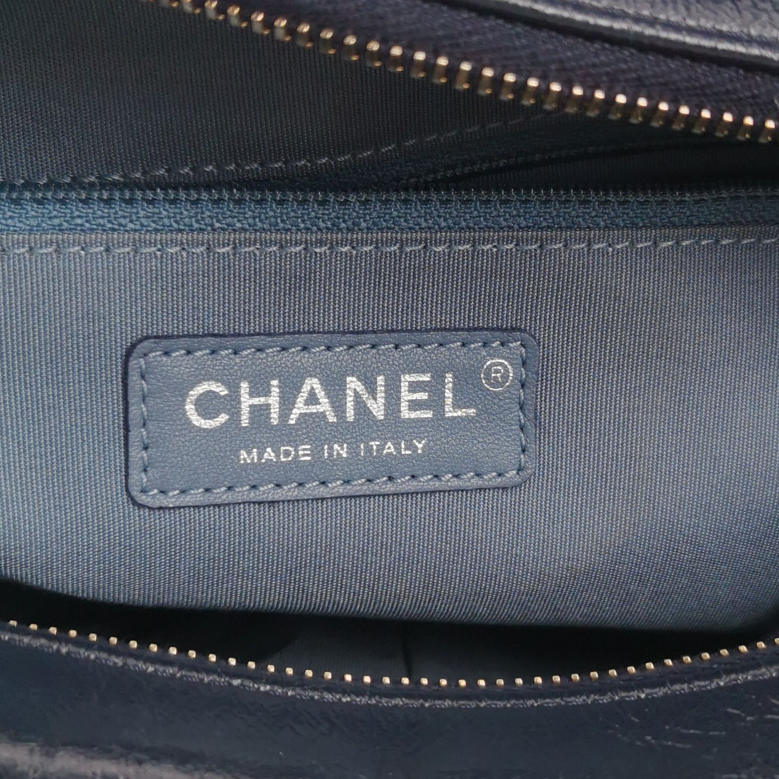 Chanel Chanel Women os Shoulder Bags Size ONE SIZE - 8 Thumbnail