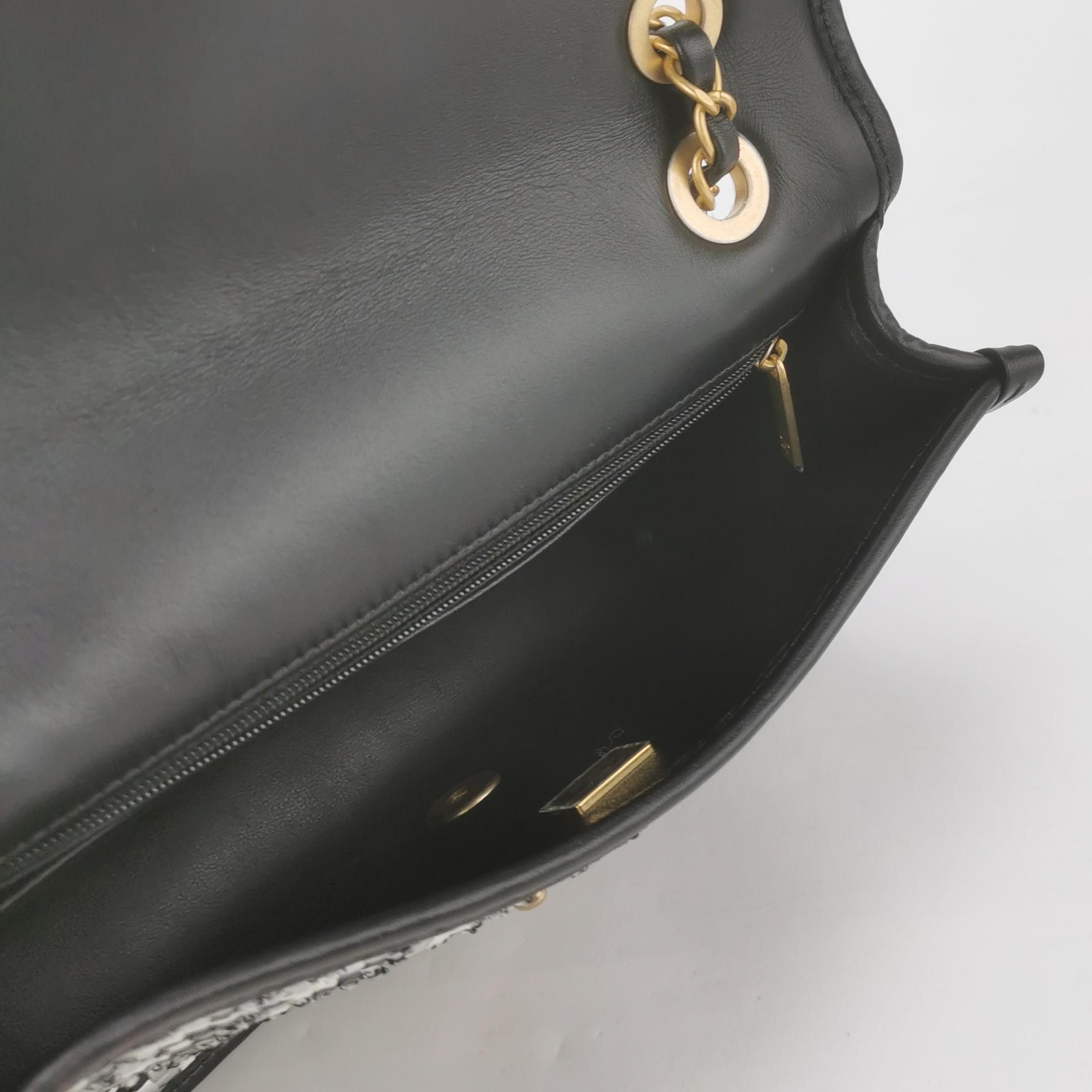 Chanel Chanel Women os Shoulder Bags Size ONE SIZE - 7 Thumbnail