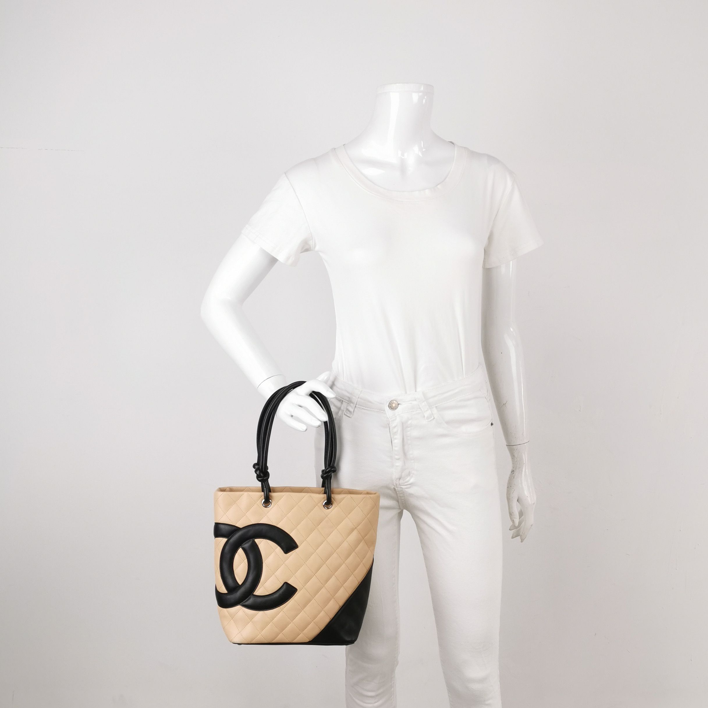 Chanel Chanel Women os Tote Bags Size ONE SIZE - 2 Thumbnail