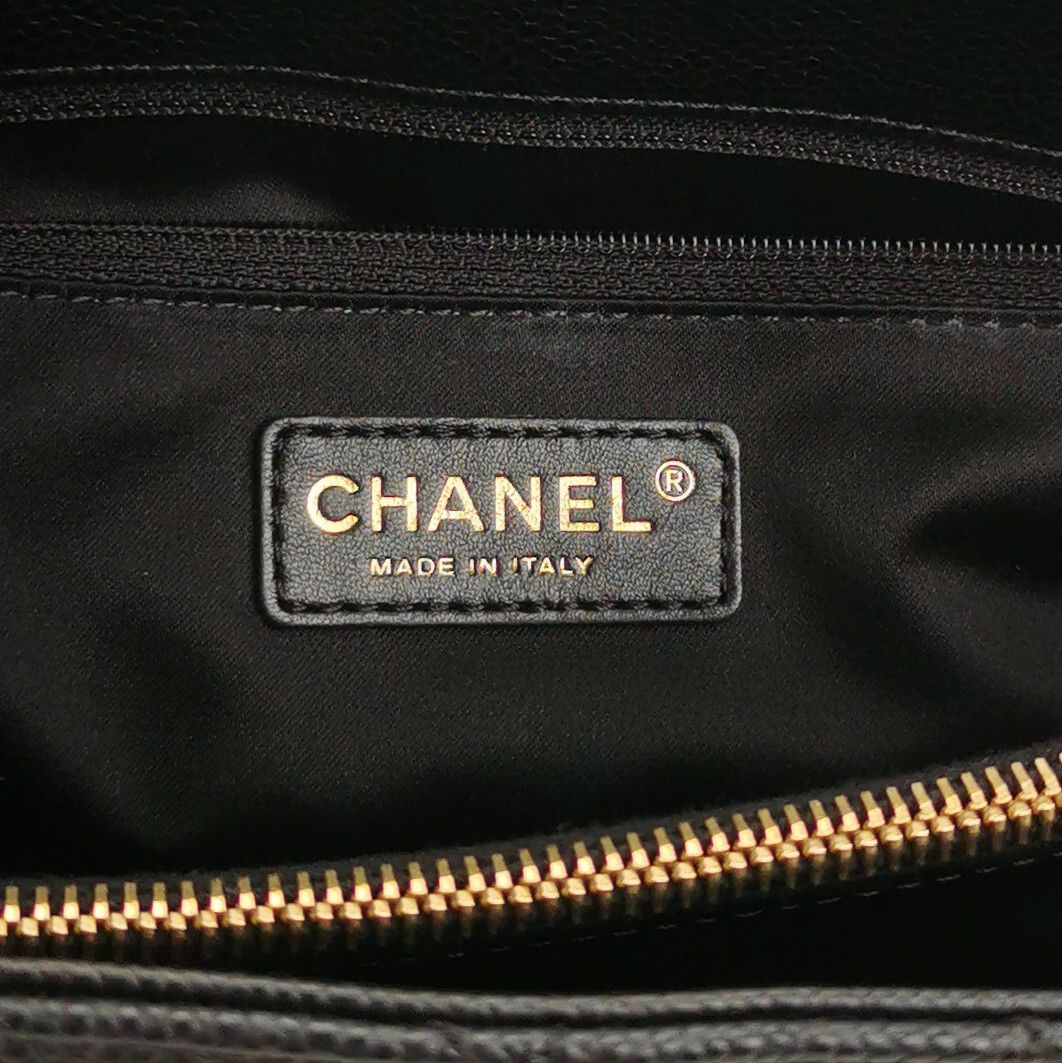 Chanel Chanel Women os Shoulder Bags Size ONE SIZE - 8 Thumbnail